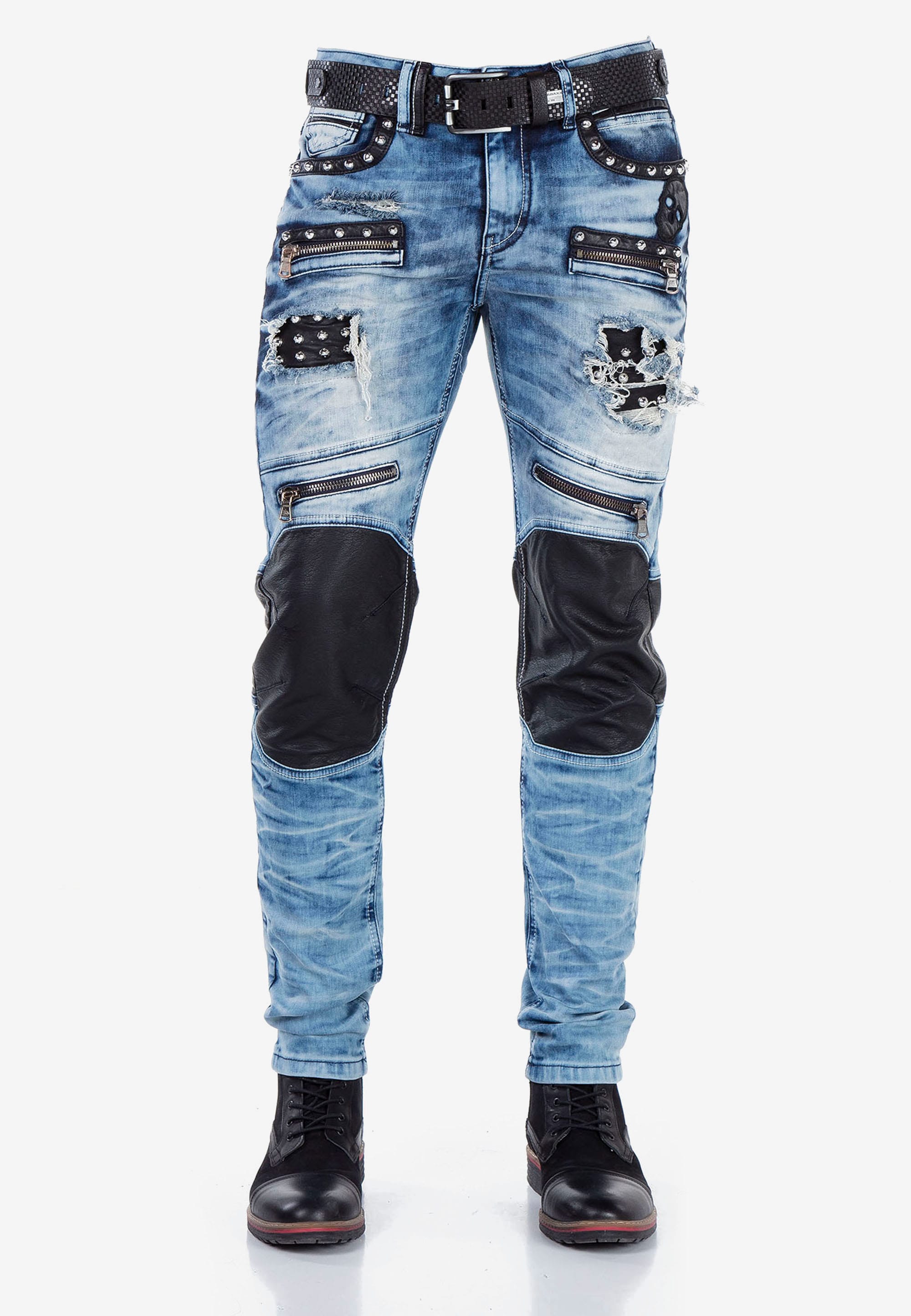 Bequeme Jeans, mit Kunstlederapplikationen