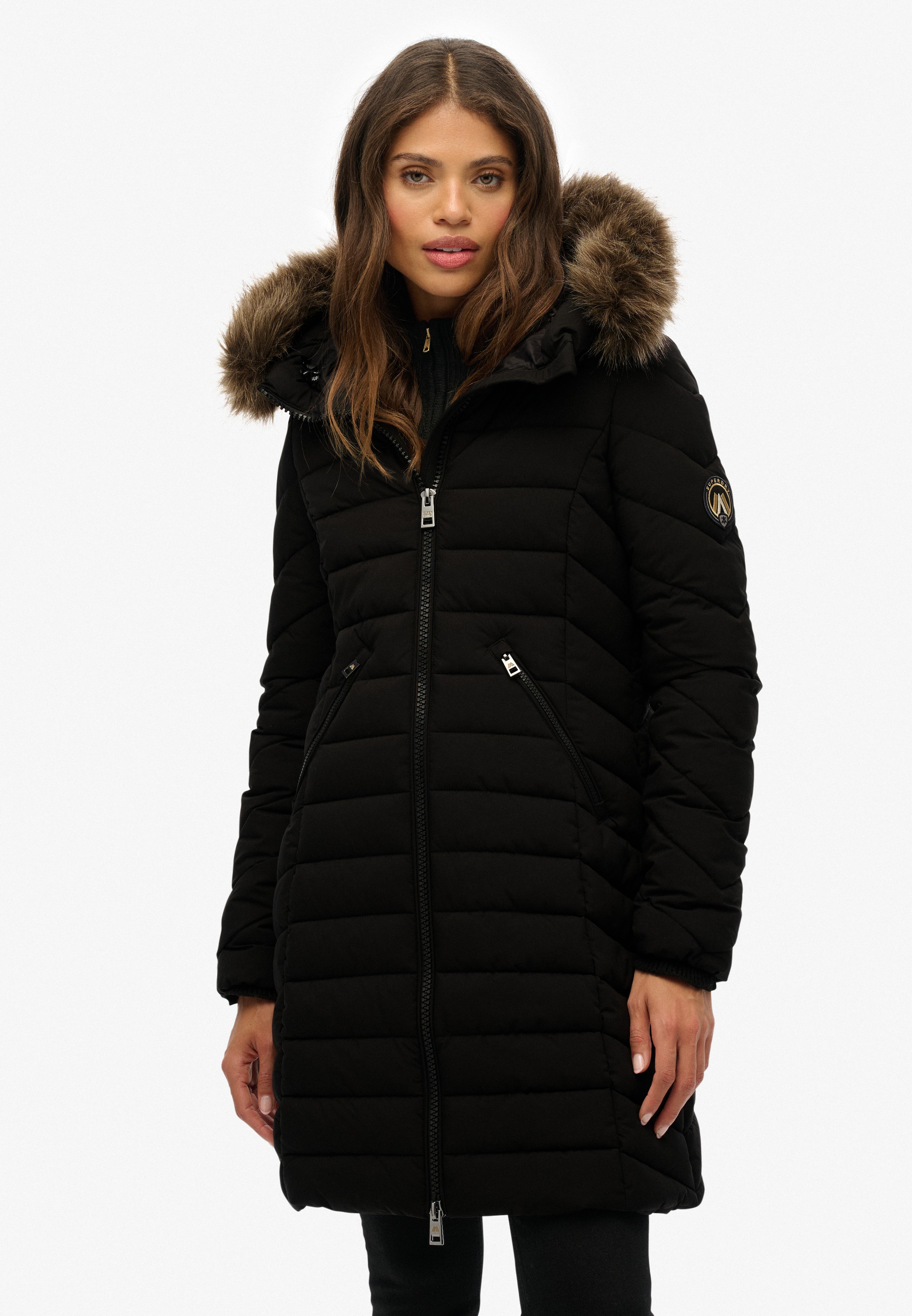 Superdry Steppjacke "FUJI FAUX FUR HOOD MID LENGTH" mit Kapuze Slim Fit, mit Reißverschluss, aus Polyester und Kunstfaser