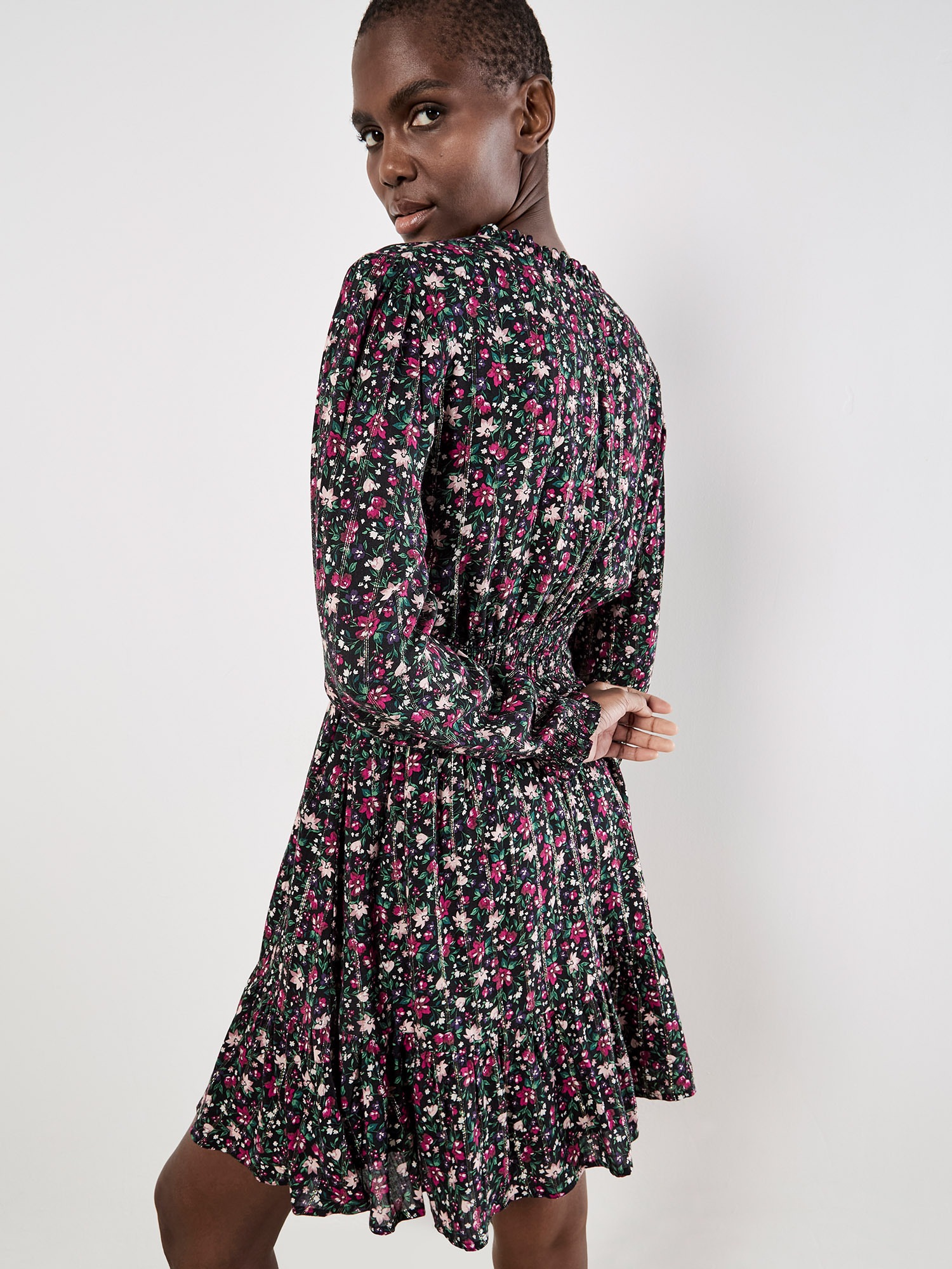 Apricot Druckkleid »Minikleid« mit Smokdetails und Blumenmuster