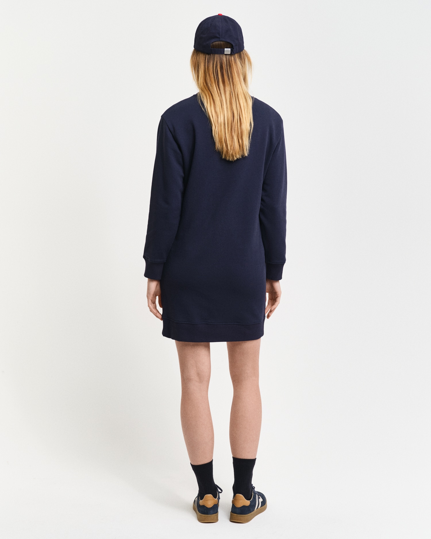 Gant Sweatkleid »SHIELD C-NECK SWEAT DRESS«, Shield Sweatkleid mit Rundhalsausschnitt