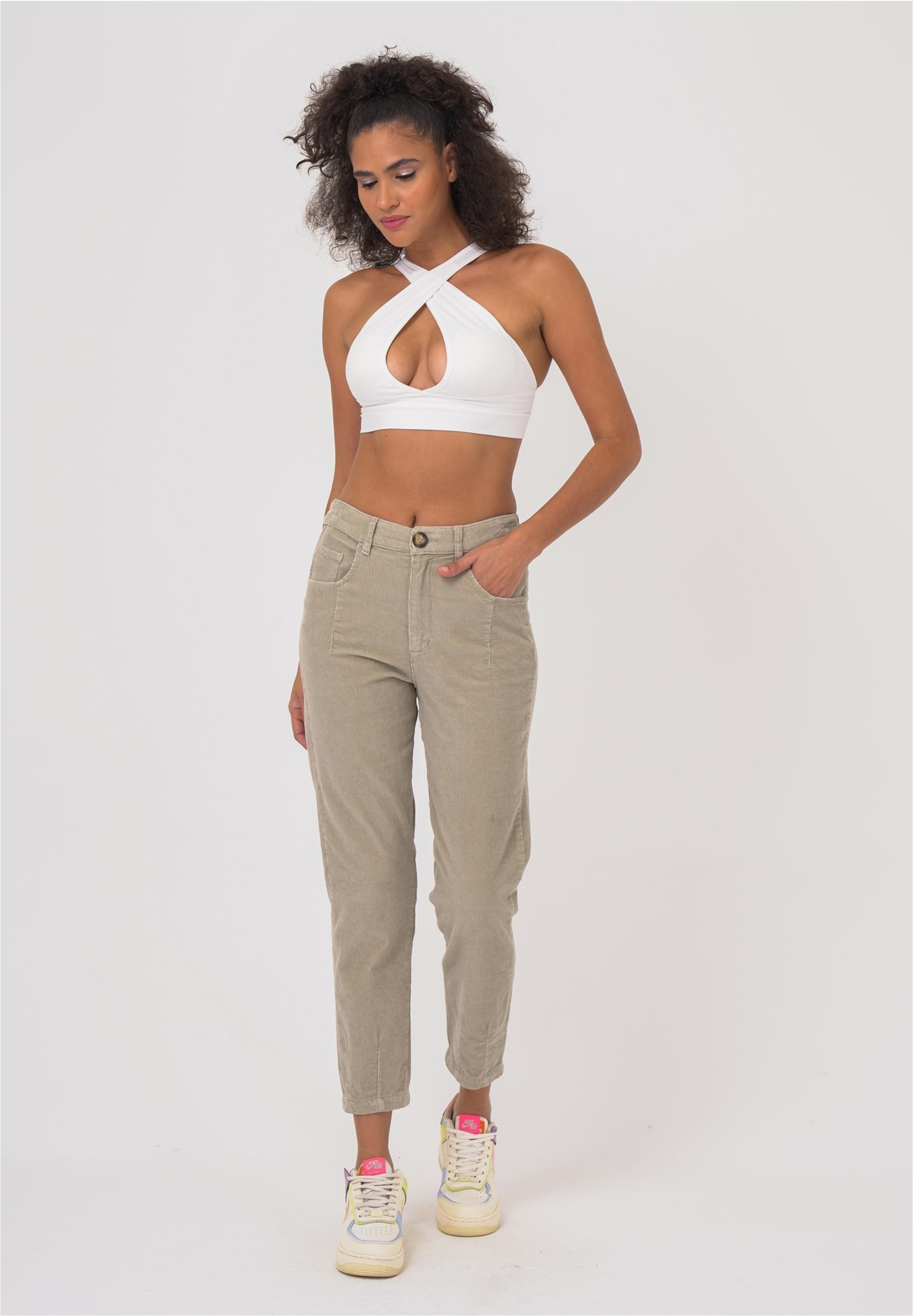 freshlions Cordhose »Yasmilda«, im einfarbigen Design