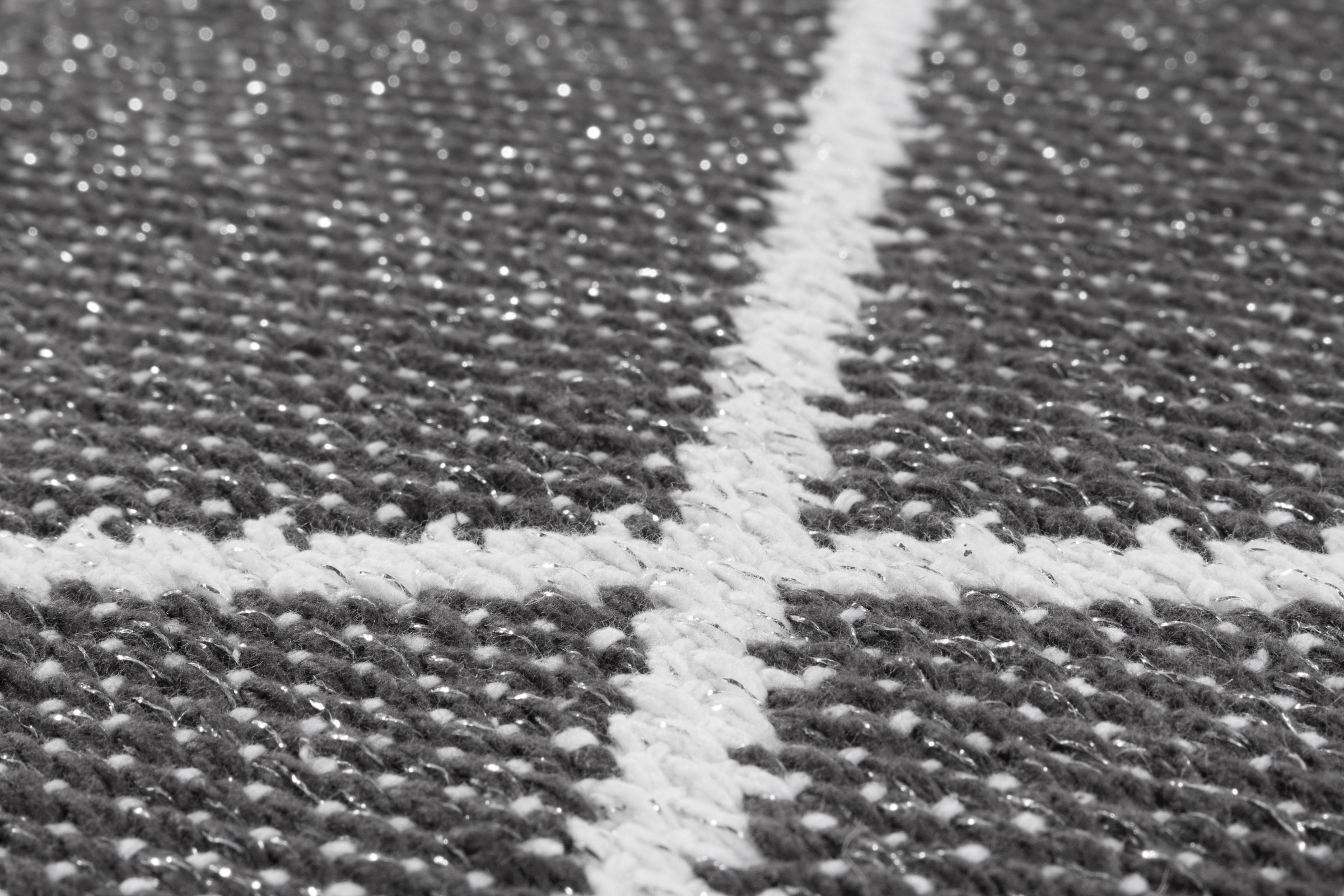 LUXOR living Teppich »Glitter«, rechteckig, 5 mm Höhe, handgewebt, Rauten Design, mit metallisierenden Fasern, mit Fransen