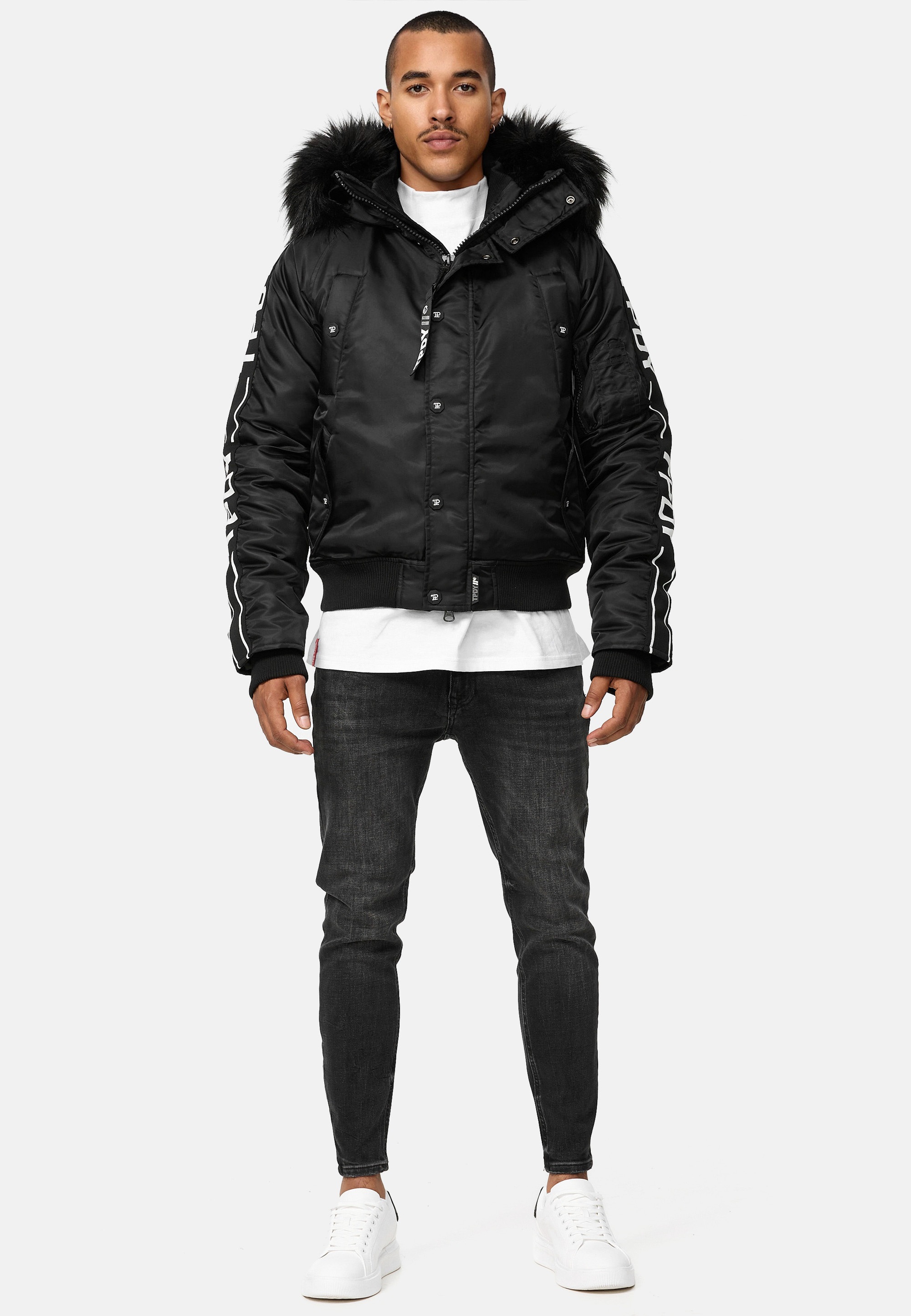 trueprodigy Bomberjacke »Jonathan Kapuze mit Fellimitat Applikation« mit Kapuze