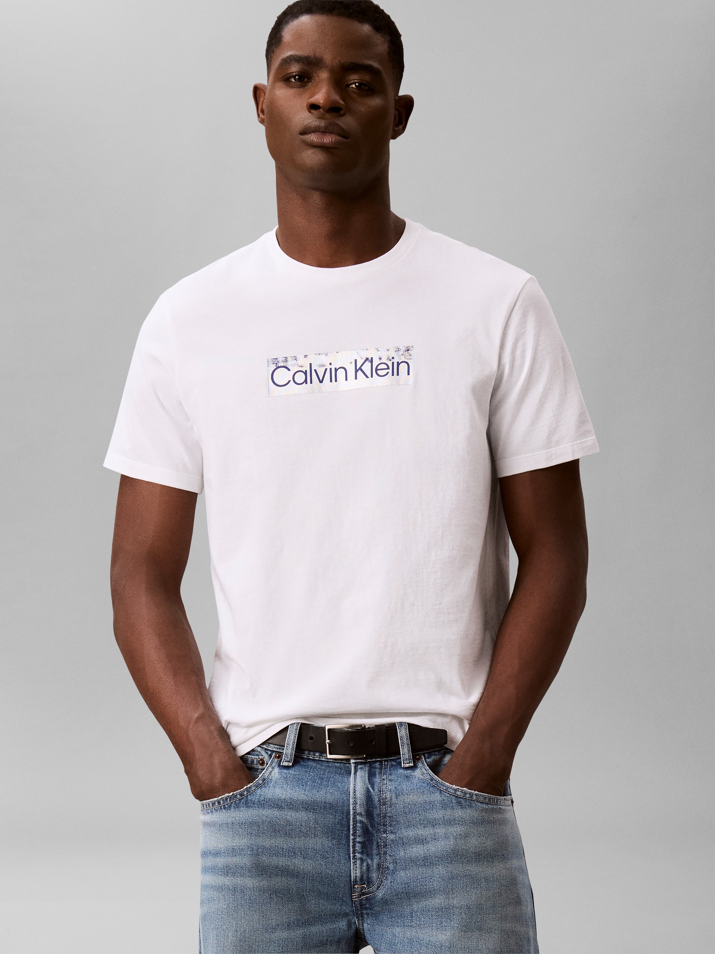 Calvin Klein T-Shirt Reine Baumwolle, Regular Fit, Glanzdruck