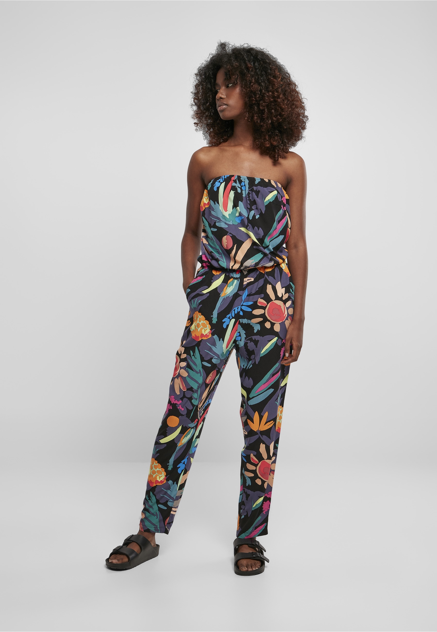 URBAN CLASSICS Jumpsuit »Urban Classics Damen Ladies Viscose Bandeau Jumpsuit« 1 Stk.