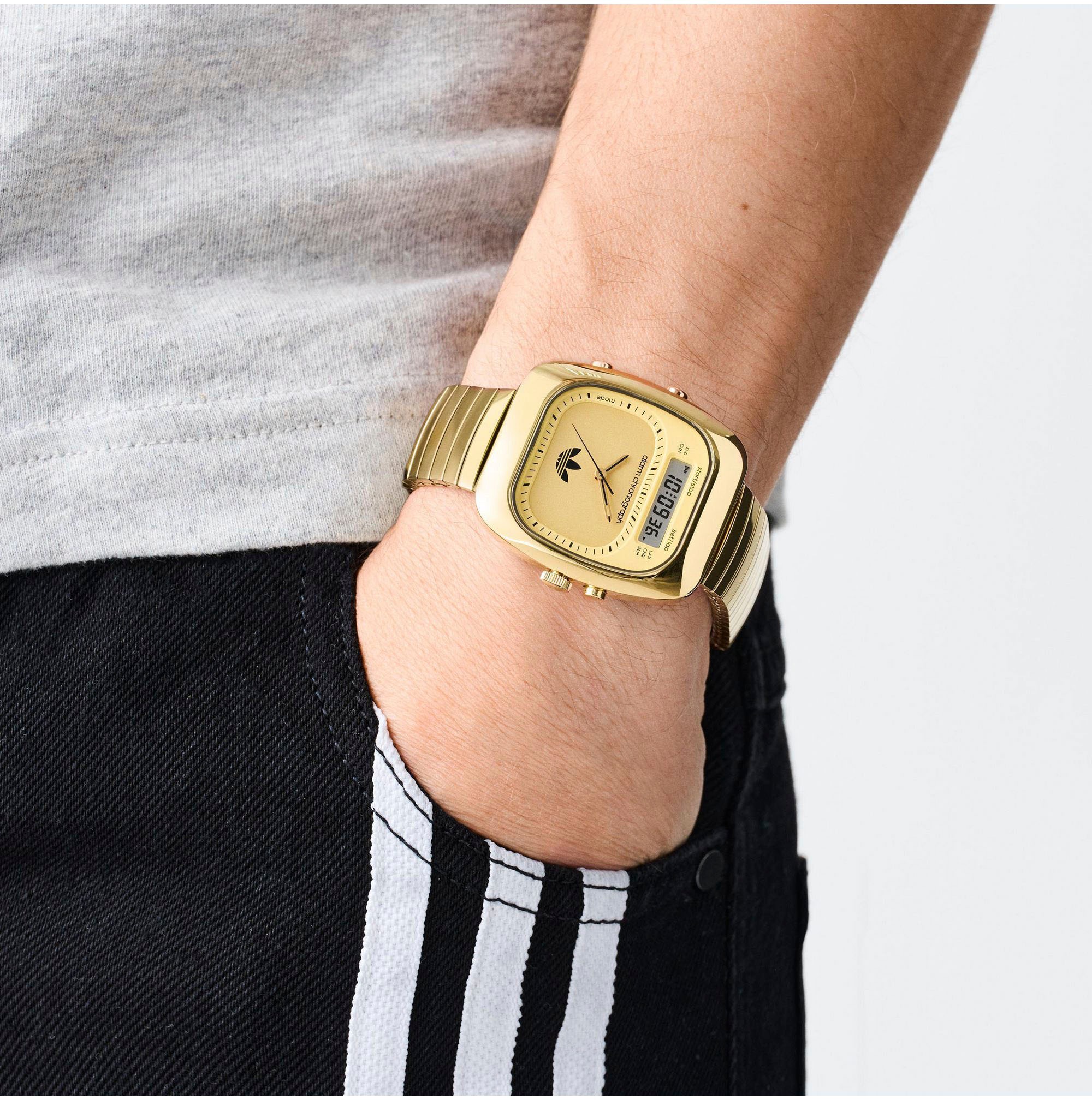 adidas Originals Chronograph »RETRO WAVE THREE«, Armbanduhr, Herrenuhr, Damenuhr,Edelstahlarmband,Stoppfunktion,digital