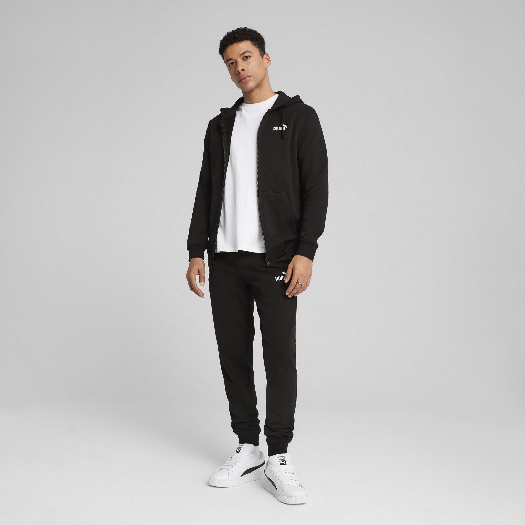 PUMA Sporthose "Essentials No. 1 Logo Slim Jogginghose Herren" günstig online kaufen