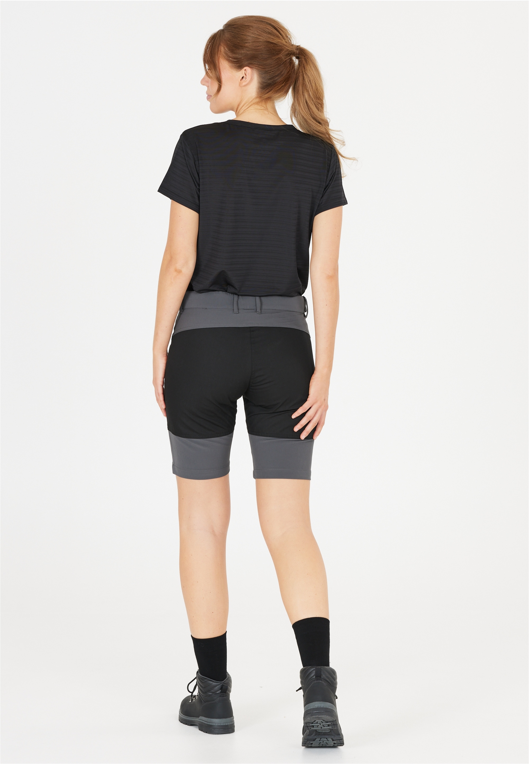 WHISTLER Shorts »Lara«, mit dehnbarem Funktionsstretch