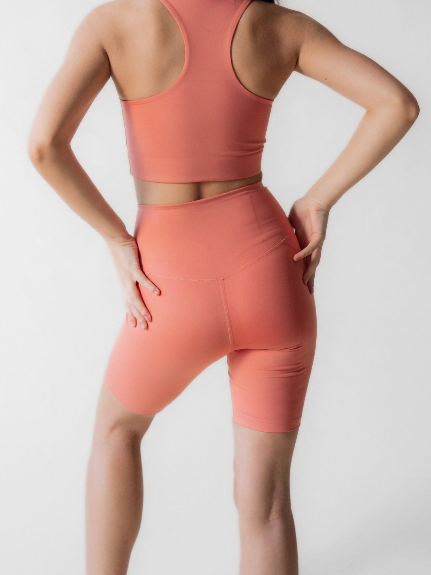 GIRLFRIEND COLLECTIVE Shorts »Girlfriend Collective Shorts High-rise«