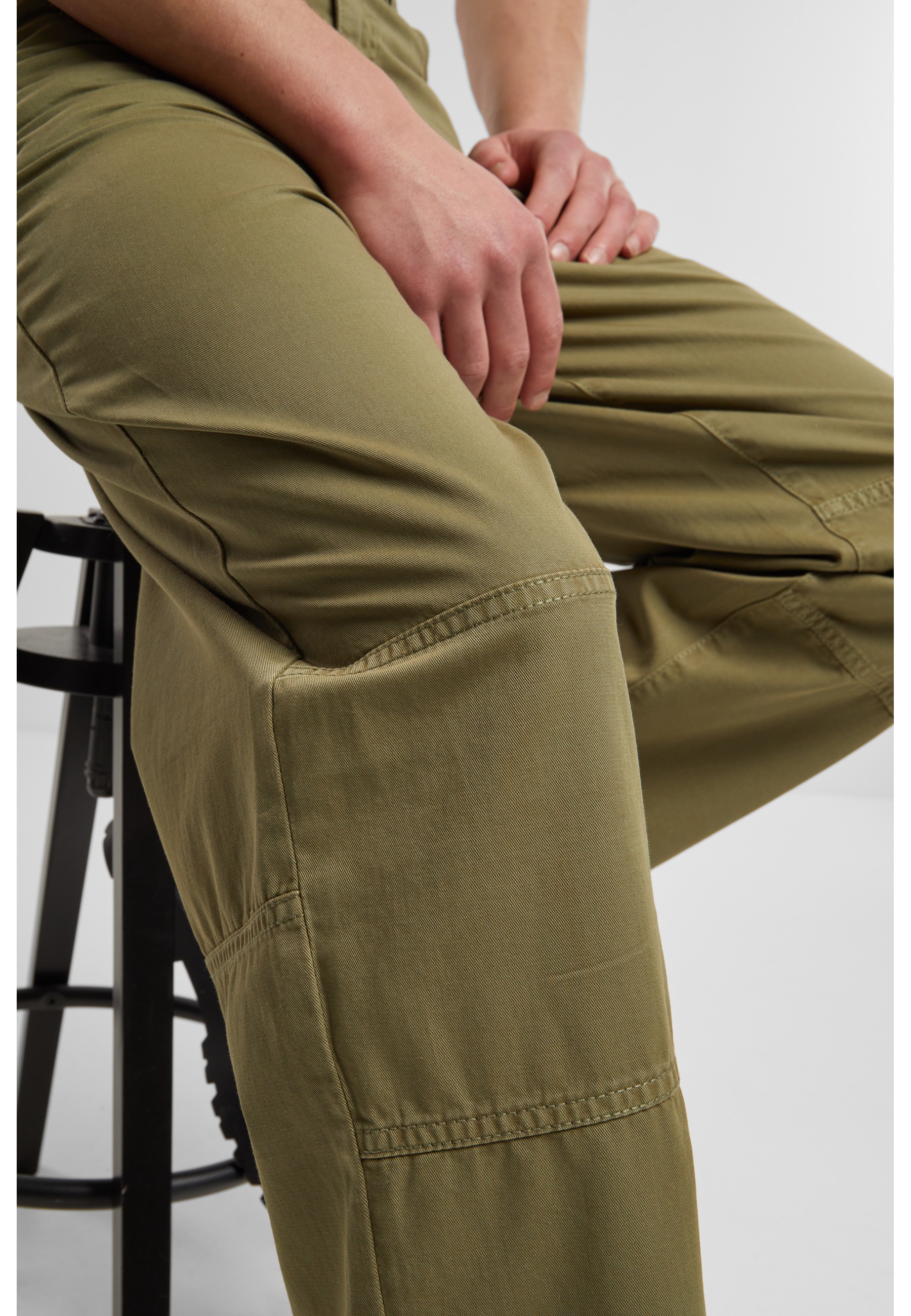 URBAN CLASSICS Bequeme Jeans »Urban Classics 90es Pants With Dividing Seams«