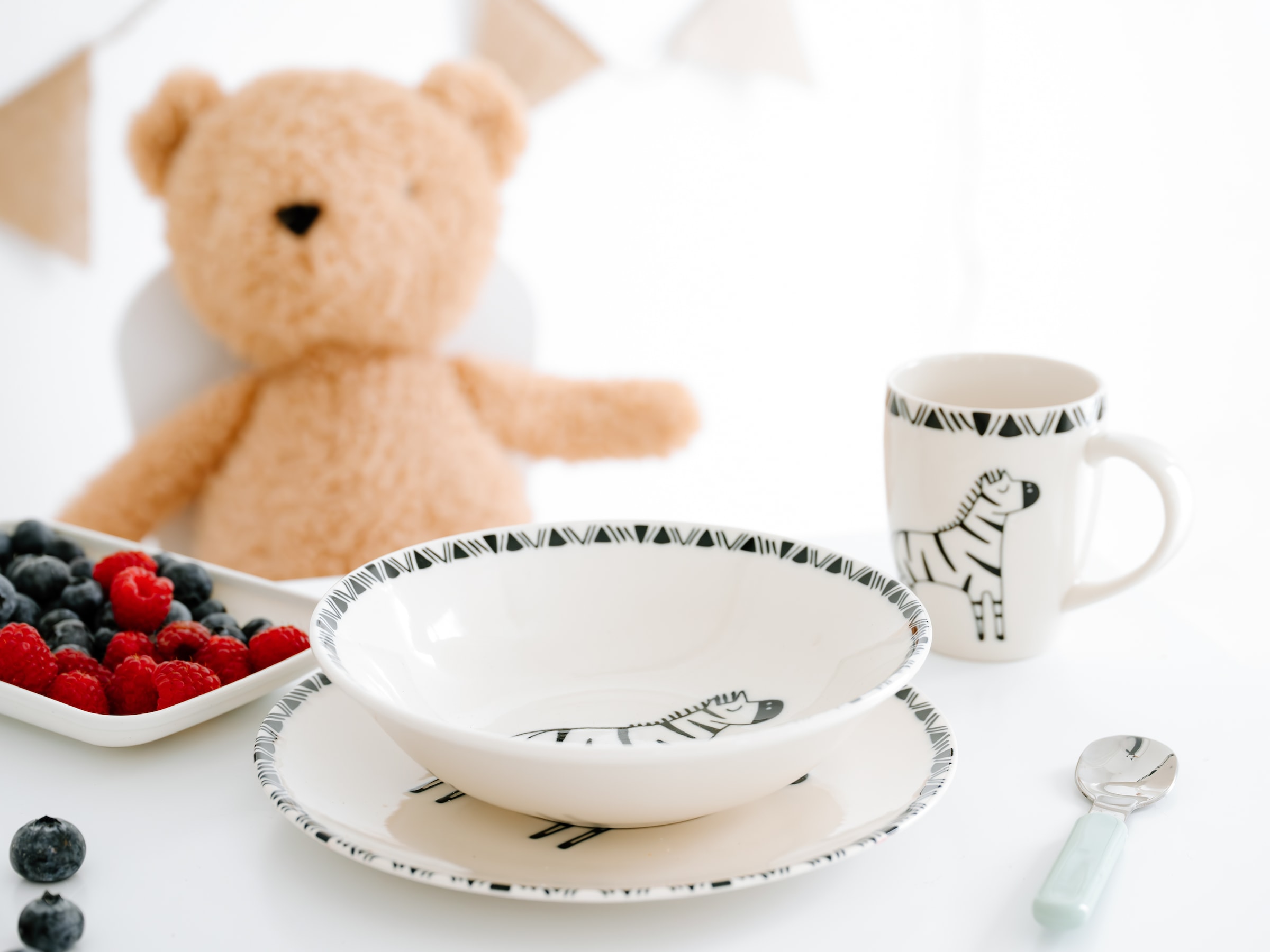 CreaTable Kindergeschirr-Set »Safari Zebra, Kinder Set 3-tlg.« gezeichnete Tiermotive, skandinavischer Stil, Ethno-Style Motive
