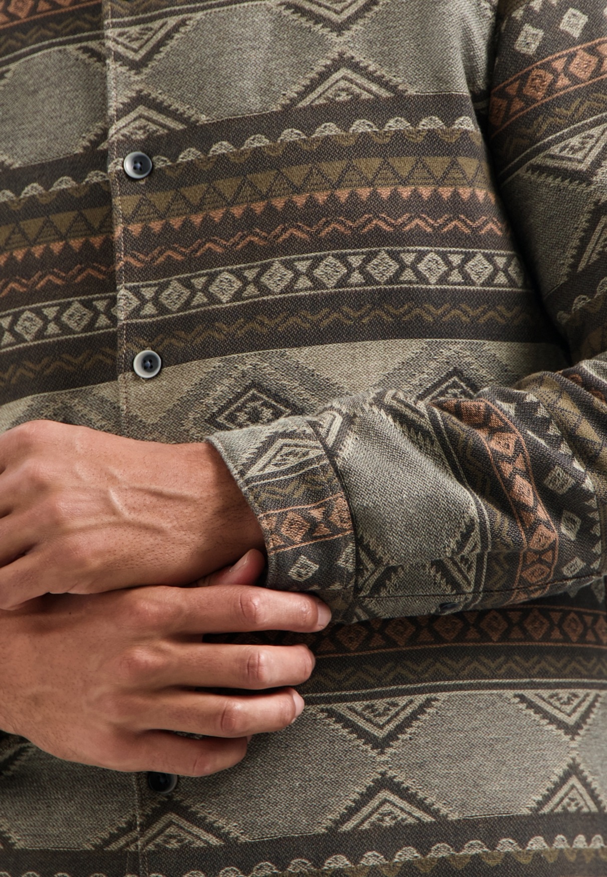 NO EXCESS Langarmhemd »No Excess Jacquard-Overshirt mit Muster«