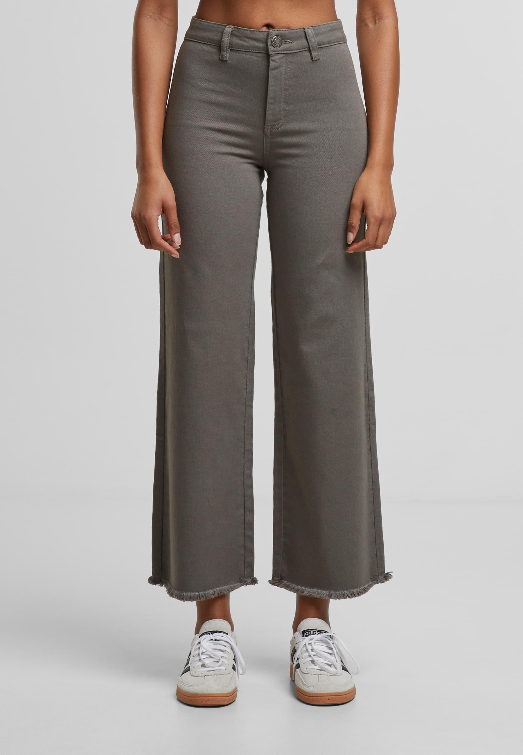 URBAN CLASSICS Bequeme Jeans »Urban Classics Ladies Relaxed Straight Fit Denim«