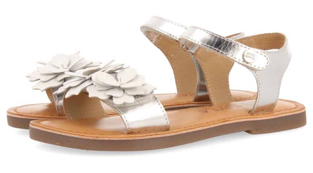 Sandale »IMOTSKI«, Sommerschuh, Klettschuh, Sandalette, im Metallic Look