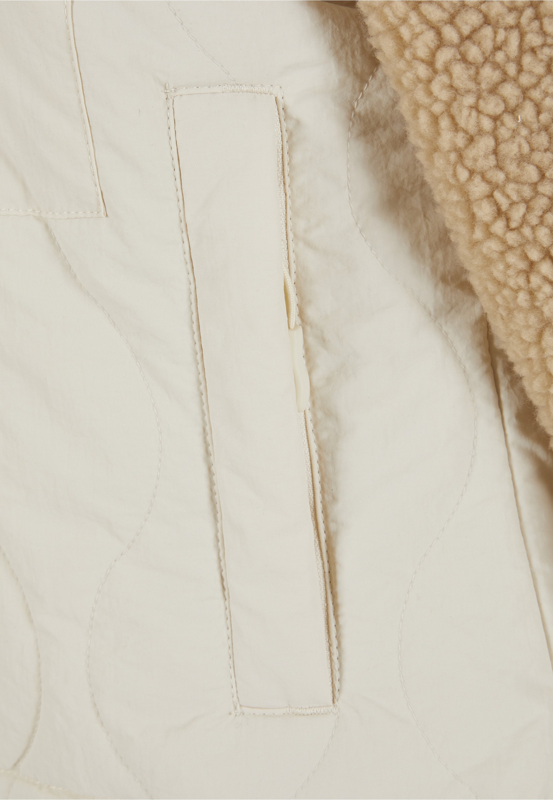 URBAN CLASSICS Allwetterjacke »Urban Classics Ladies Sherpa Crinkle Nylon Mix Jacket« 1 Stk. tlg. ohne Kapuze
