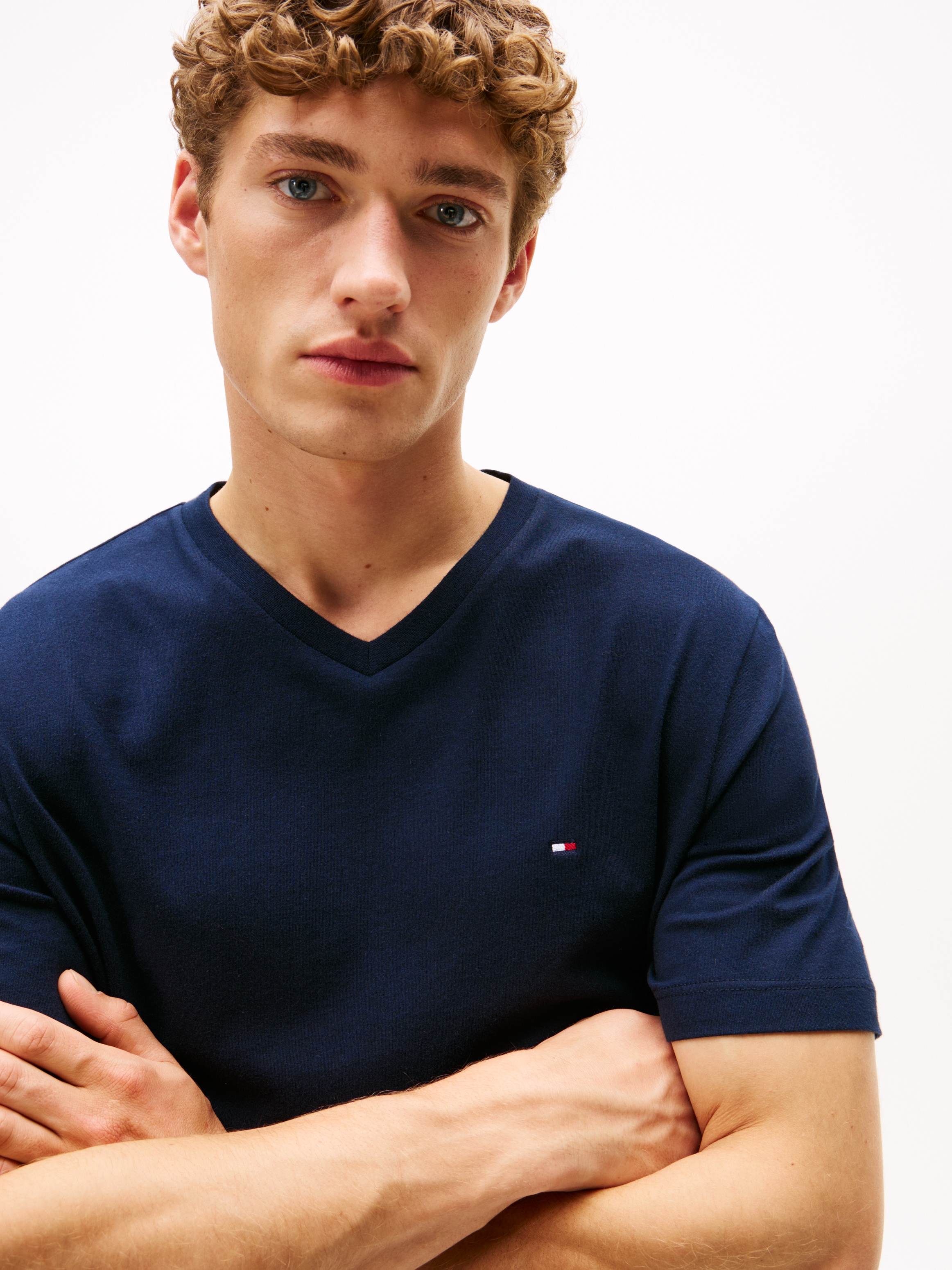 Tommy Hilfiger V-Shirt »ESSENTIAL V-NECK TEE«