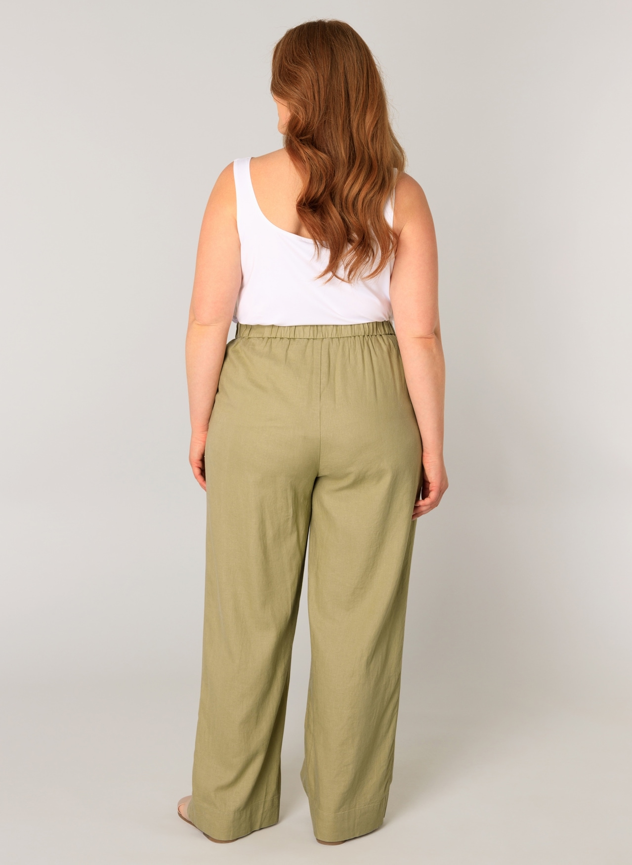 Base Level Curvy Leinenhose »Yula«