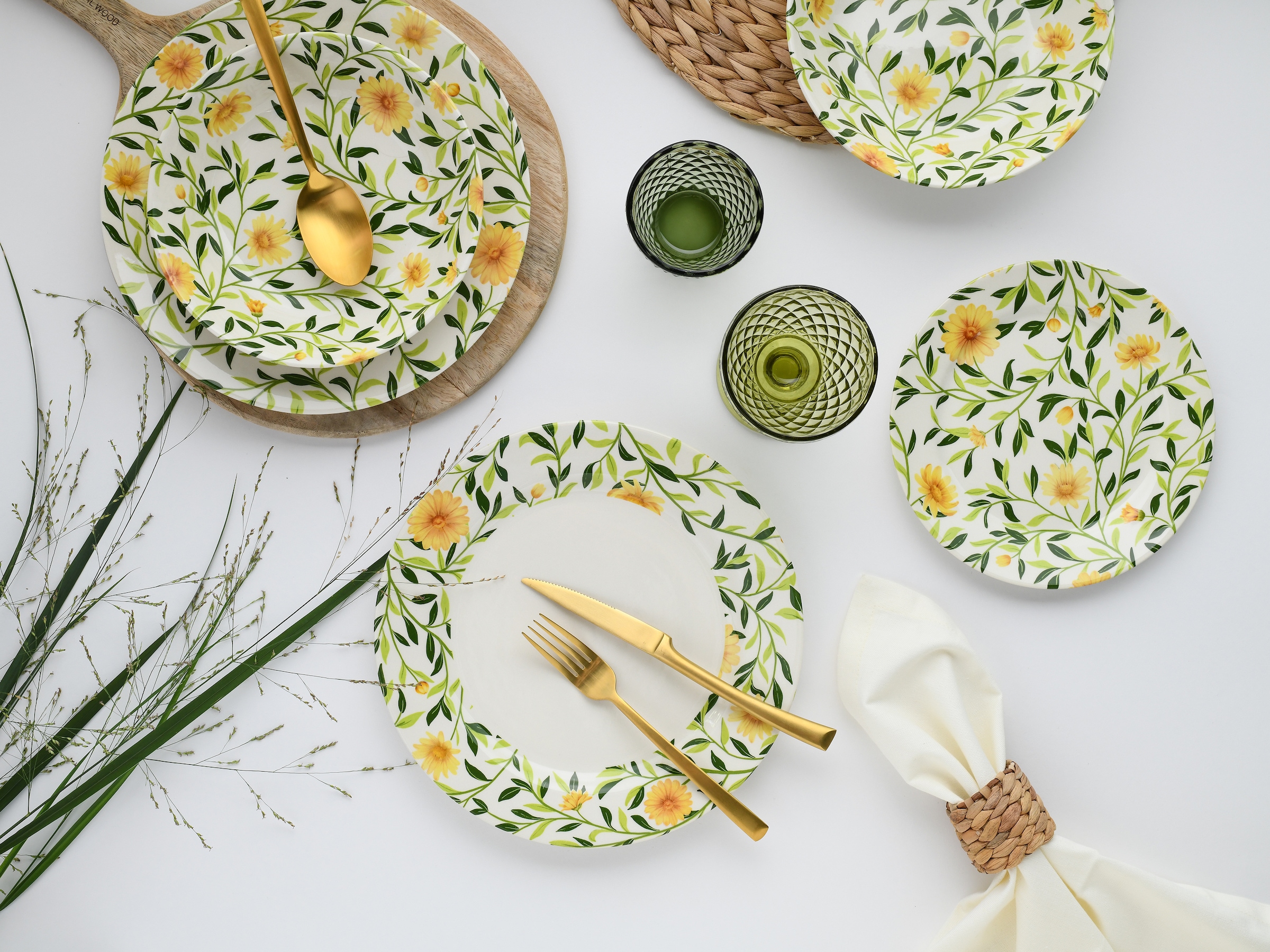 CreaTable Teller-Set »Amarilla, Tellerset 12-tlg«, (Set, 12 tlg.), Blumendekor, Blättermotiv
