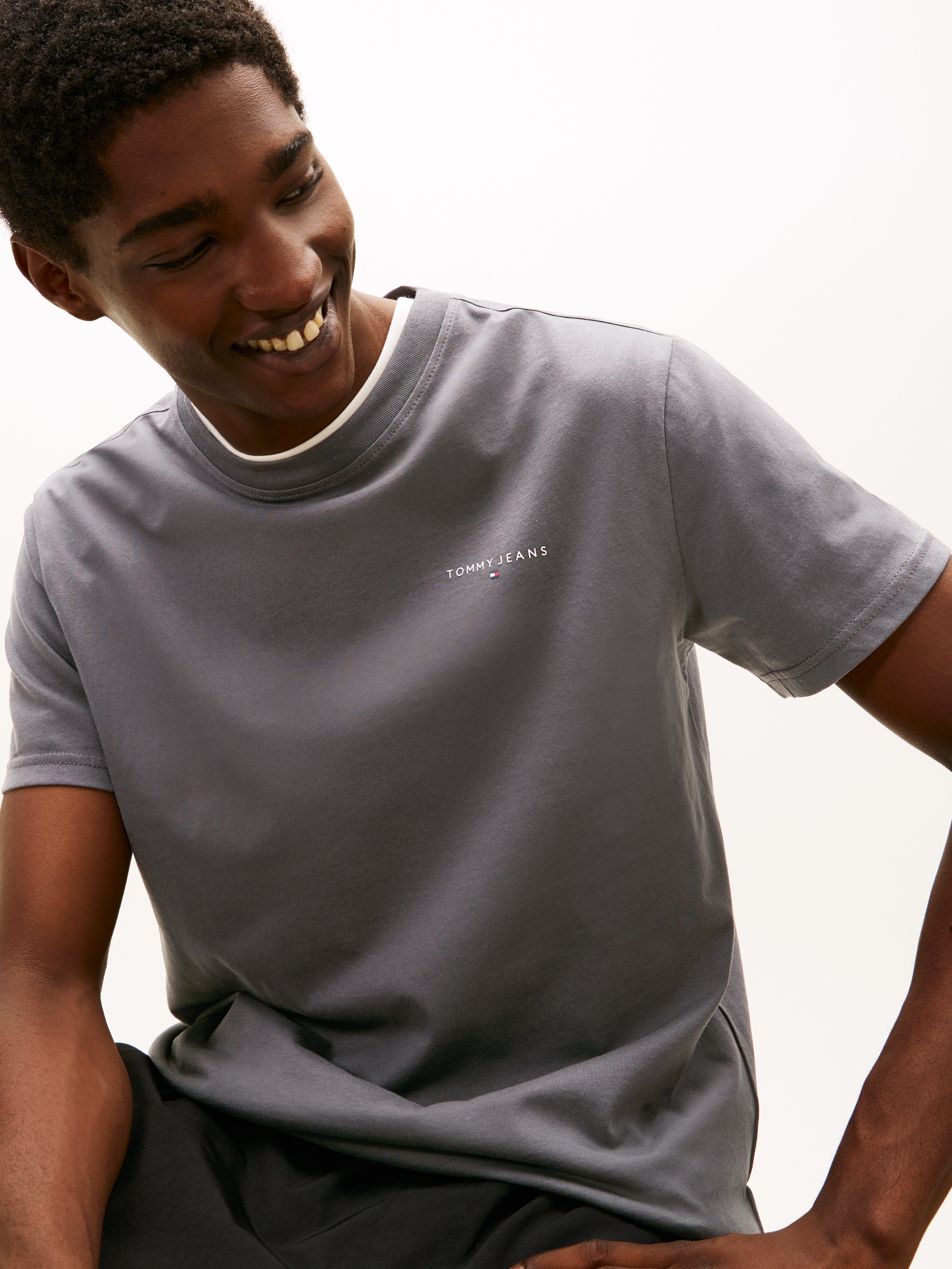 Tommy Jeans T-Shirt "TJM SLIM LINEAR CHEST TEE EXT" günstig online kaufen