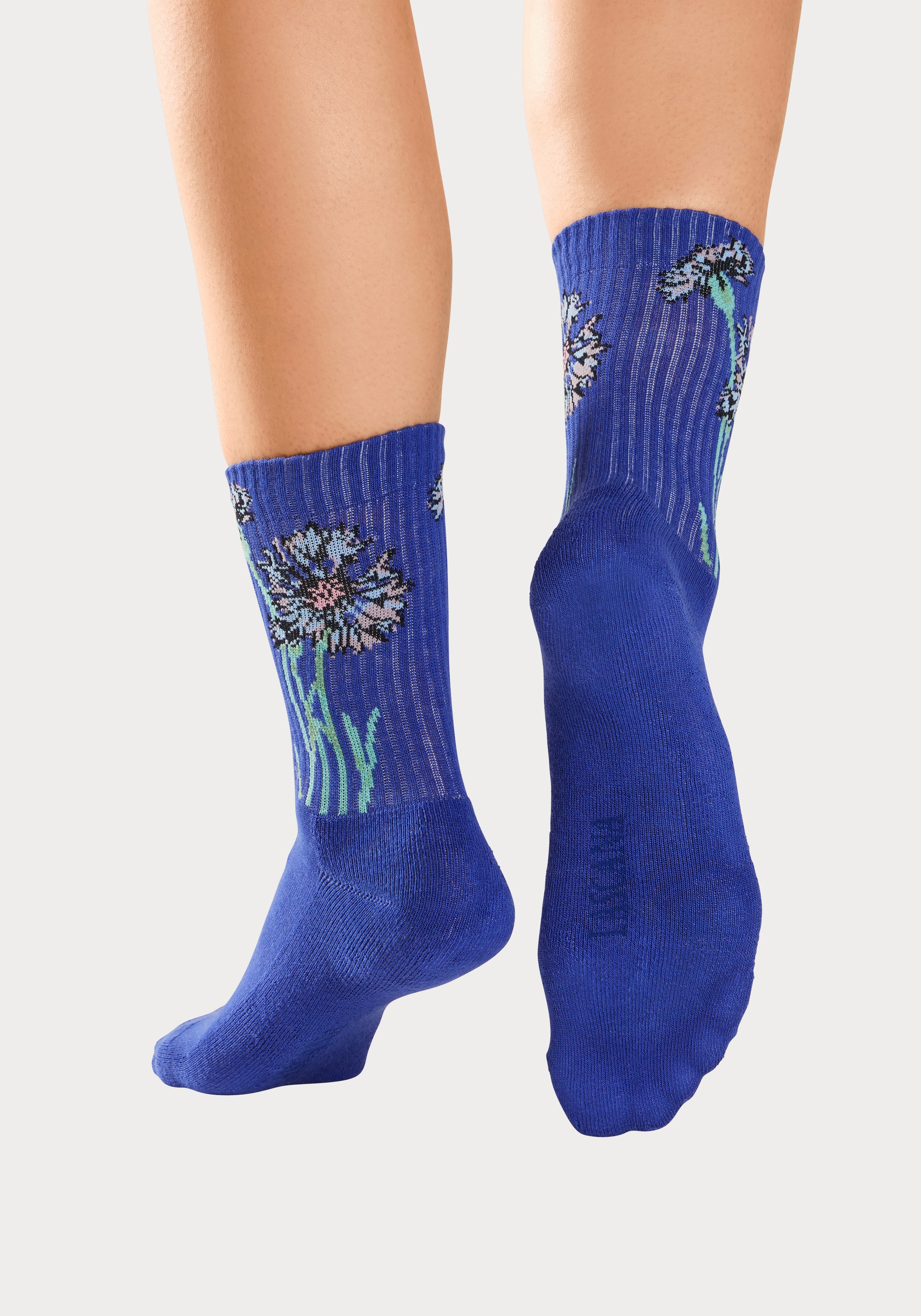 LASCANA Basicsocken, (Packung, 4 Paar), mit eingestrickten Blumen Motiven