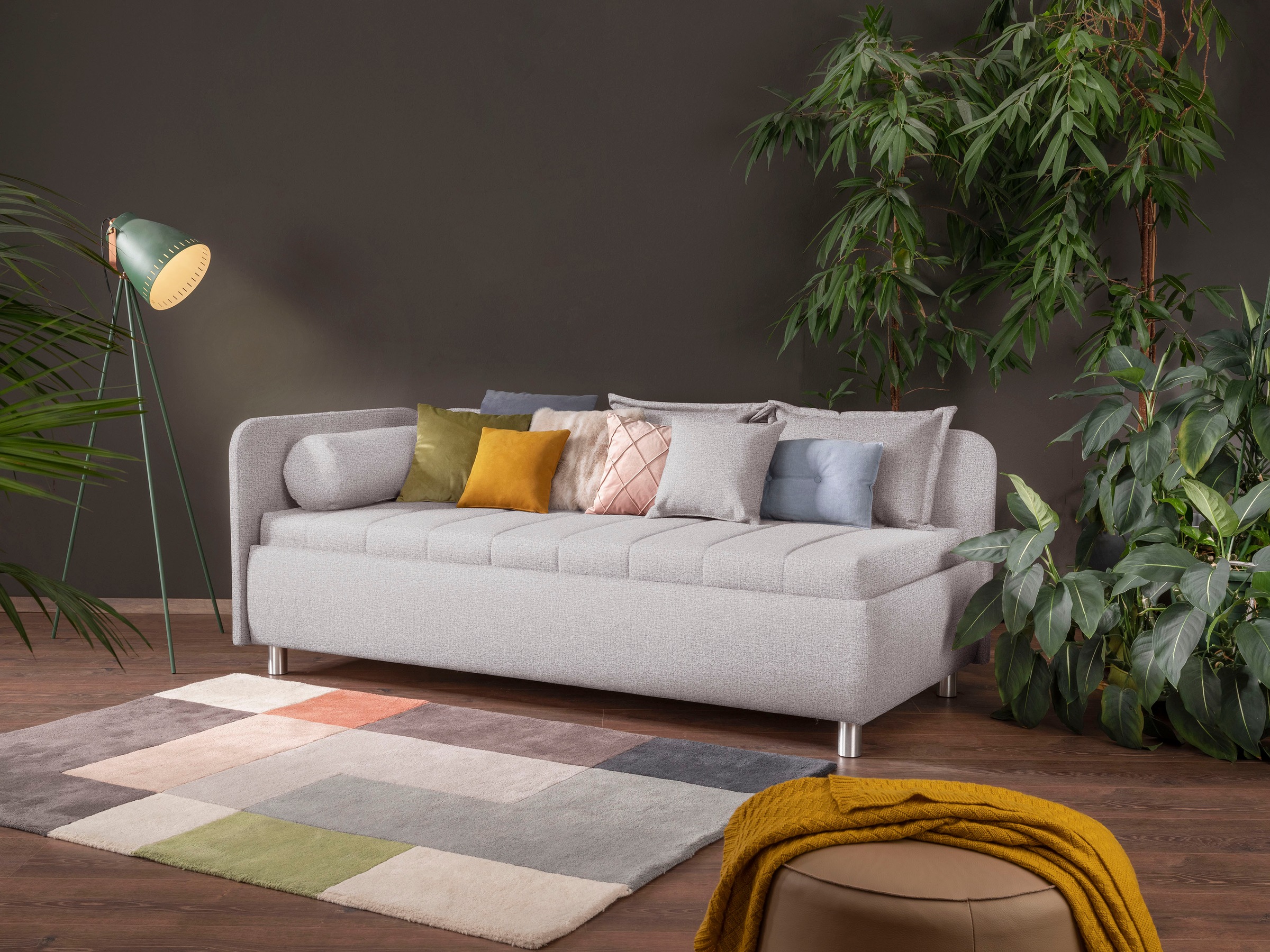 alina Schlafsofa »Kiana«, mit Bettkasten und Zierkissen, Liegefläche 90/200 cm oder 100/200 cm