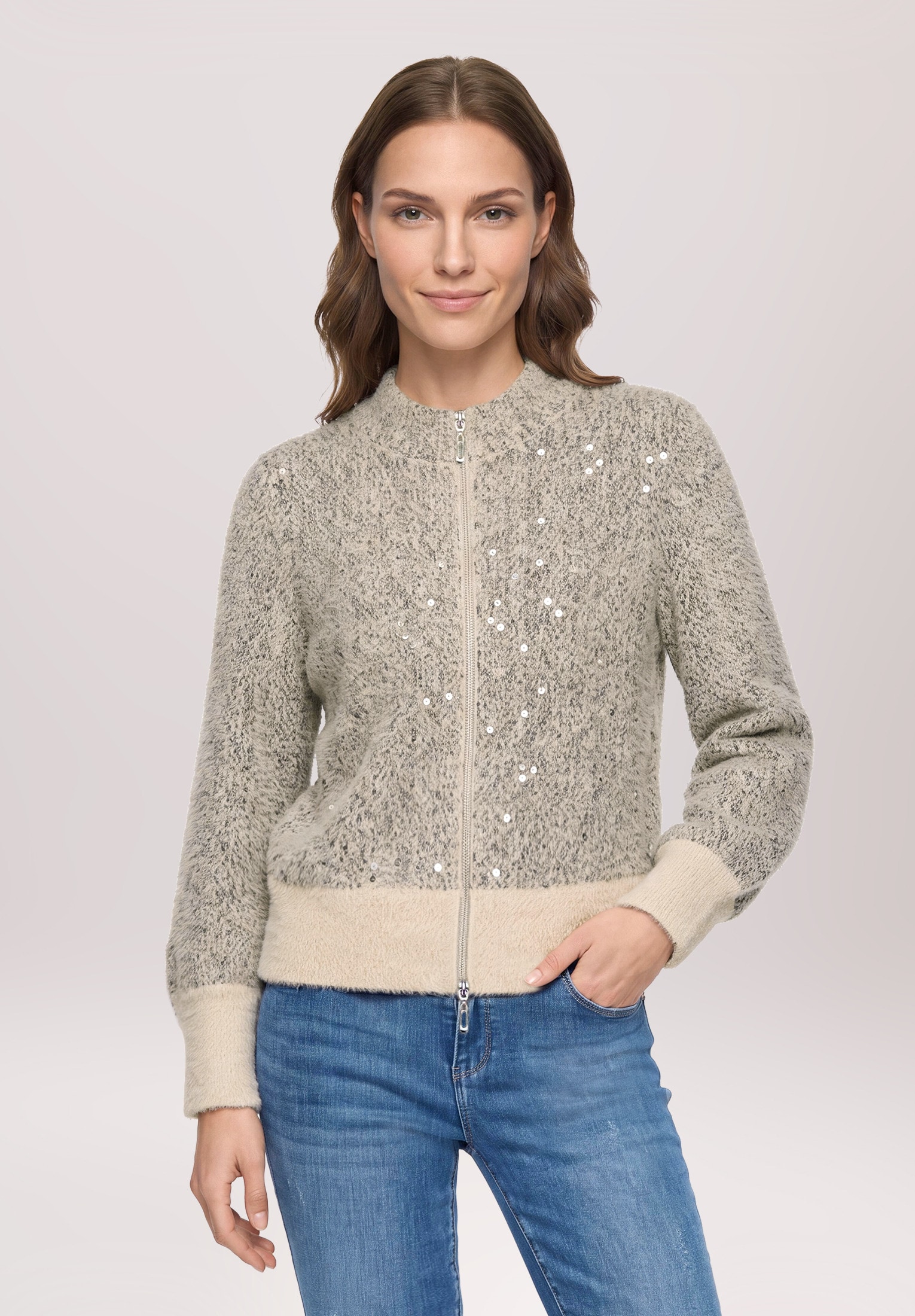 Betty Barclay Strickjacke »Damen mit Applikation« 1