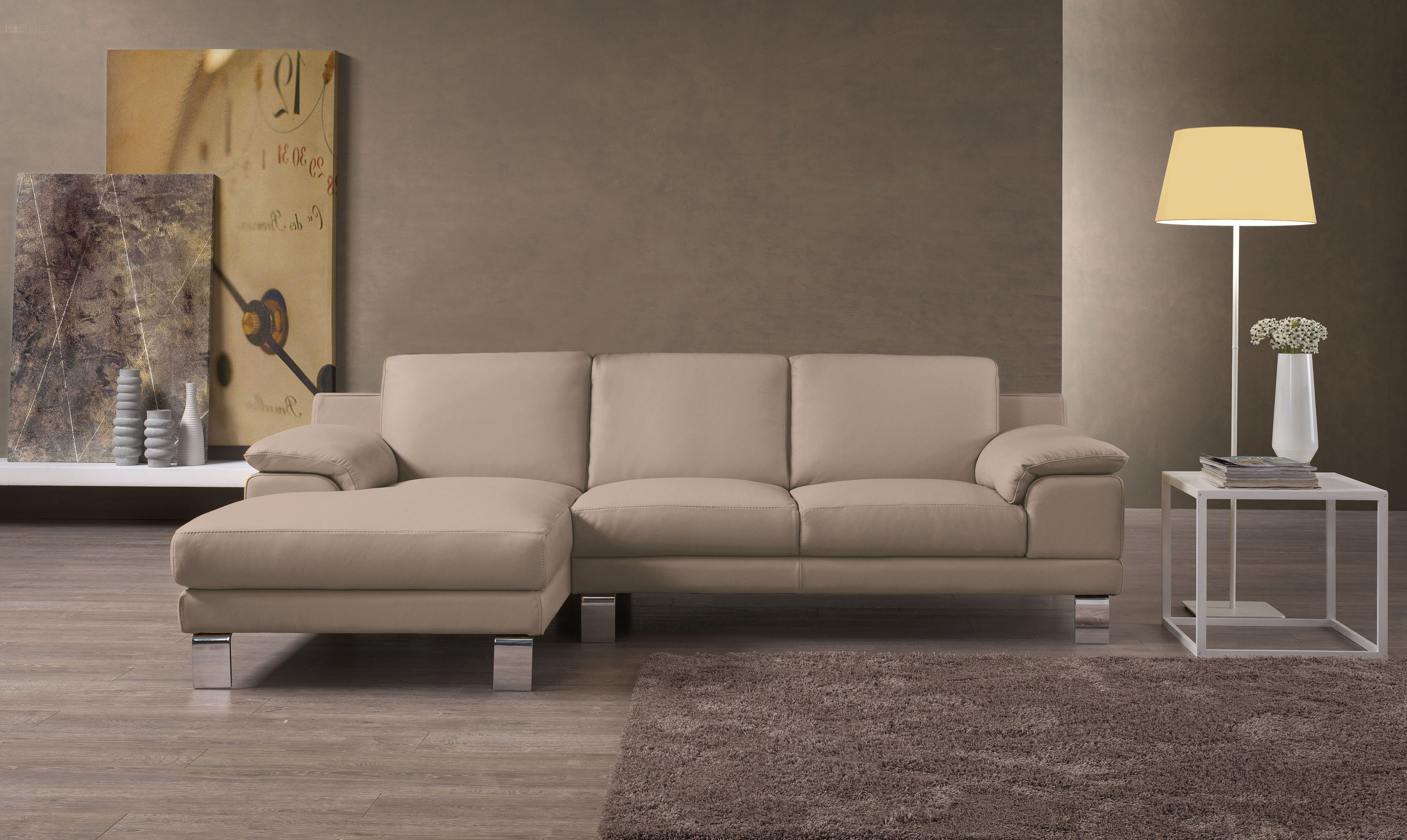 Egoitaliano Ecksofa "Shakira, Design & Sitzkomfort auf hohem Niveau, Breite 236cm, L-Form" mit Recamiere, L-Form, edle Füße