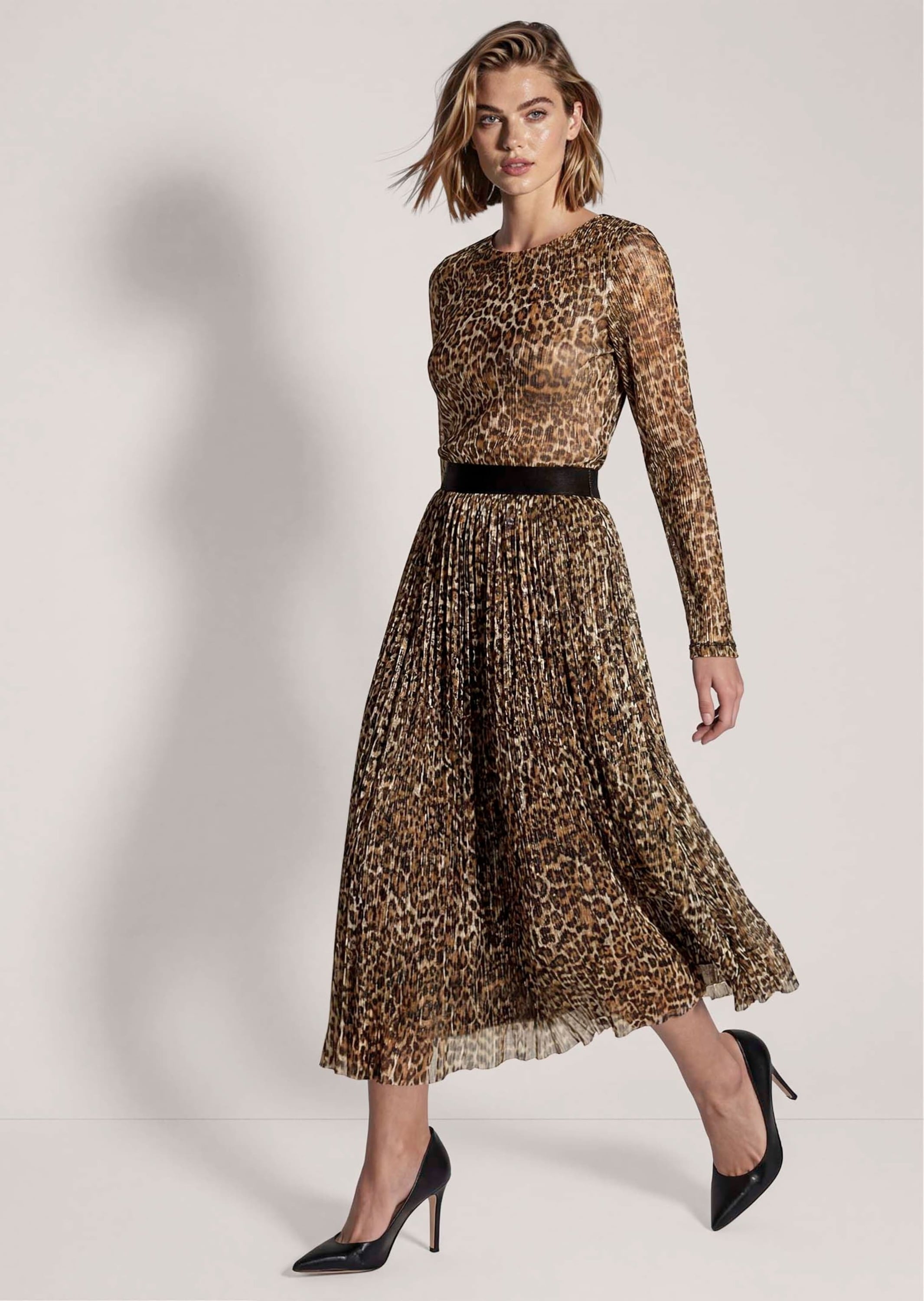 MADELEINE Langarmshirt »Shirt Plissiertes Leo-Shirt mit Glanzeffekt«