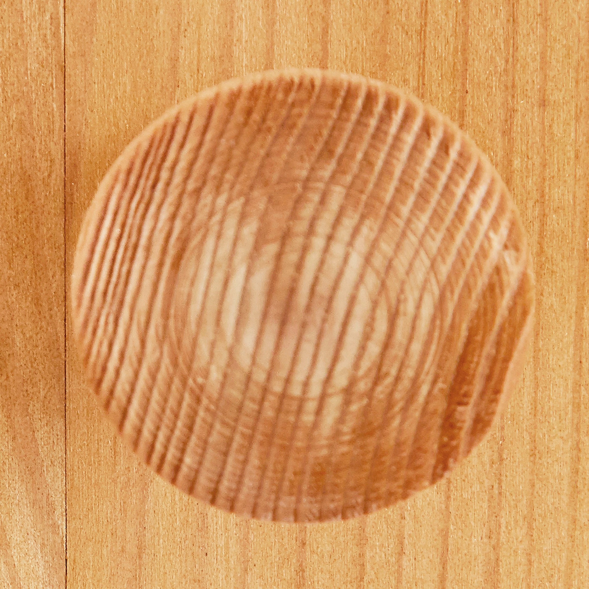 OTTO home Hängevitrine "Cubrix, wahlweise mit oder ohne Glastür" aus schönem massivem Kiefernholz, Breite 35 cm, Höhe 85 cm