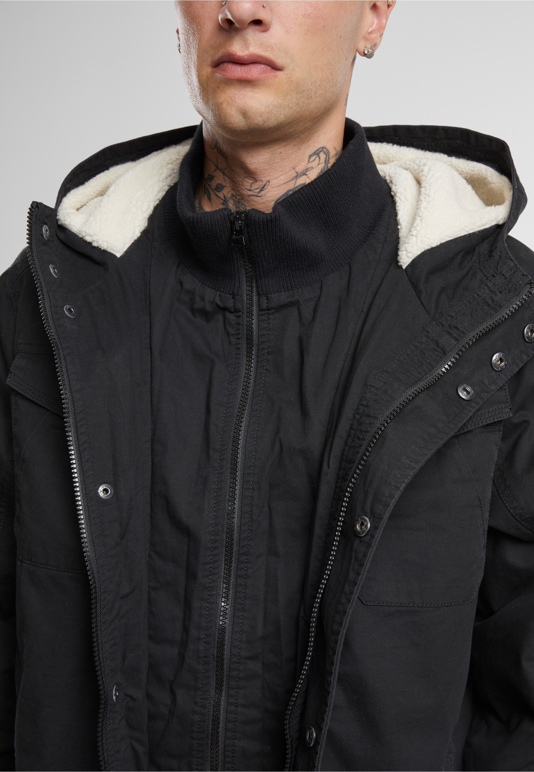 Brandit Winterjacke »Brandit Brandit Men Meadow Jacket« 1 Stk. tlg. mit Kapuze
