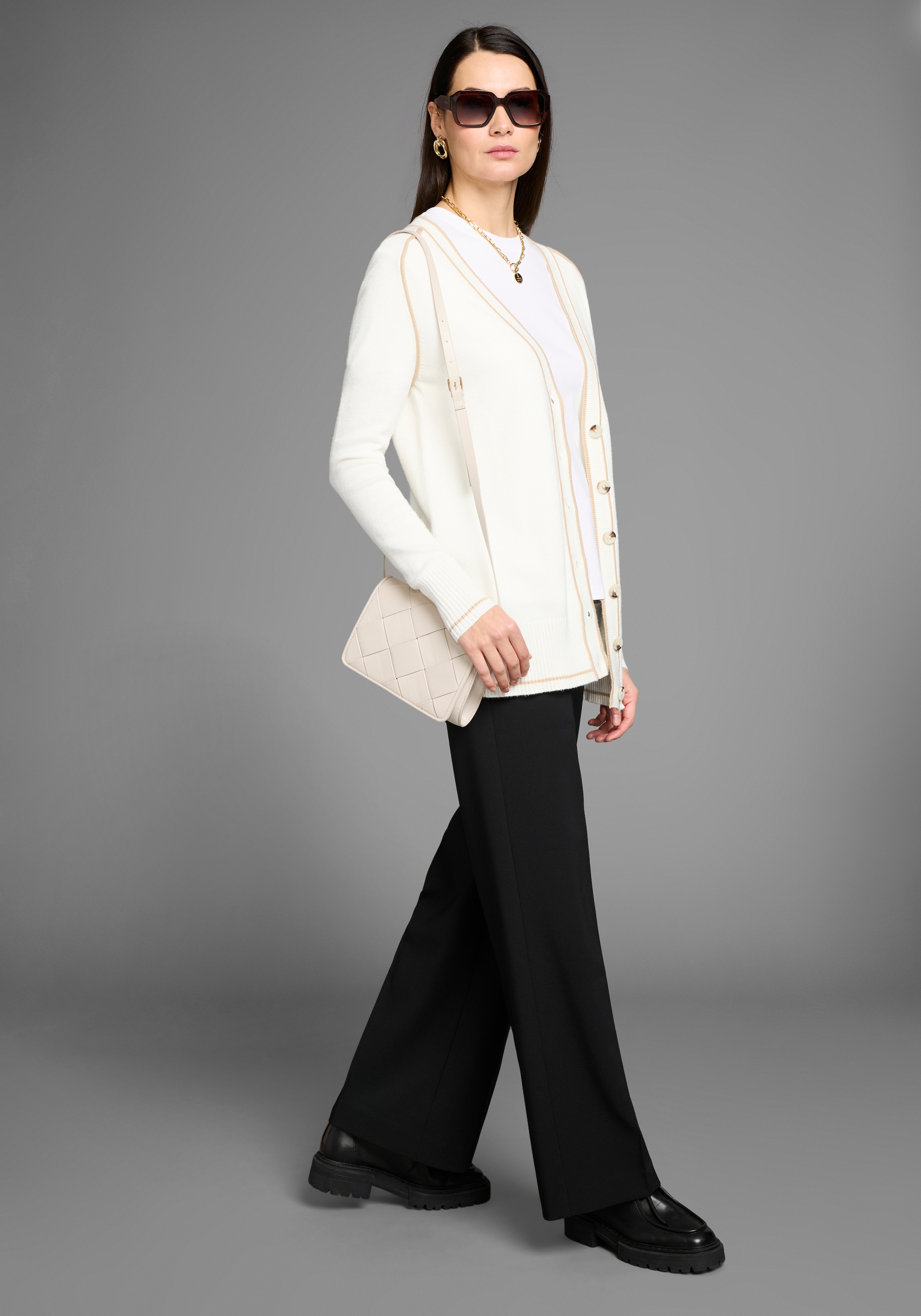 HECHTER PARIS Longstrickjacke, mit modischen Kontrastlinien