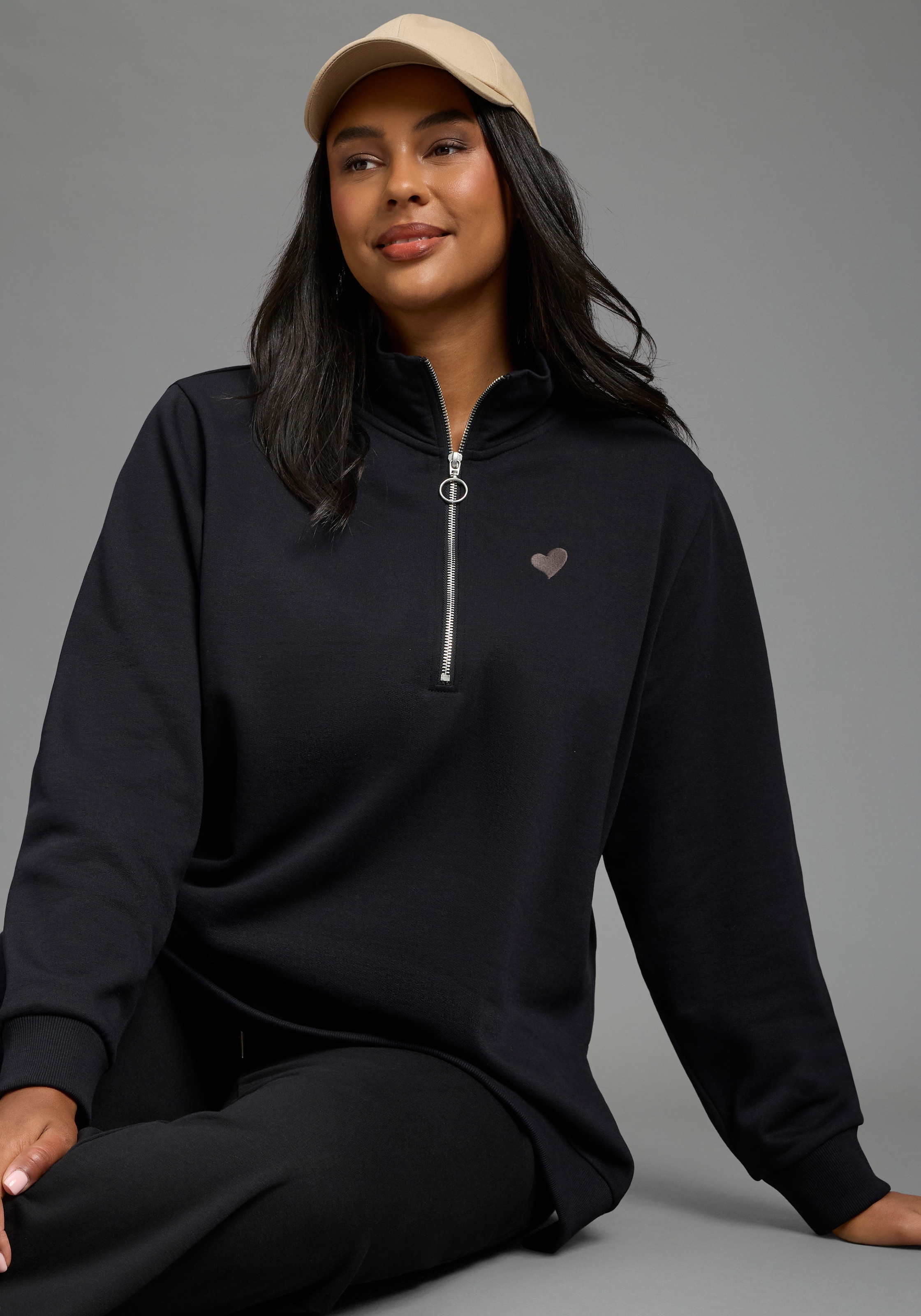 Laura Scott CURVE Longsweatshirt »Große Größen«, mit Stehkragen, aus angerauter Sweatware, lässig geschnitten
