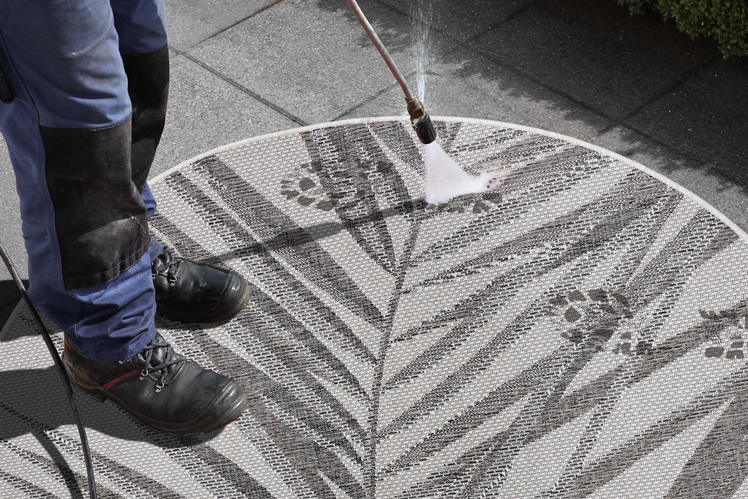 NORTHRUGS Teppich »Palm«, rund, 4 mm Höhe, Flachgewebe Florales Design, gekettelt, Robust, Pflegeleicht