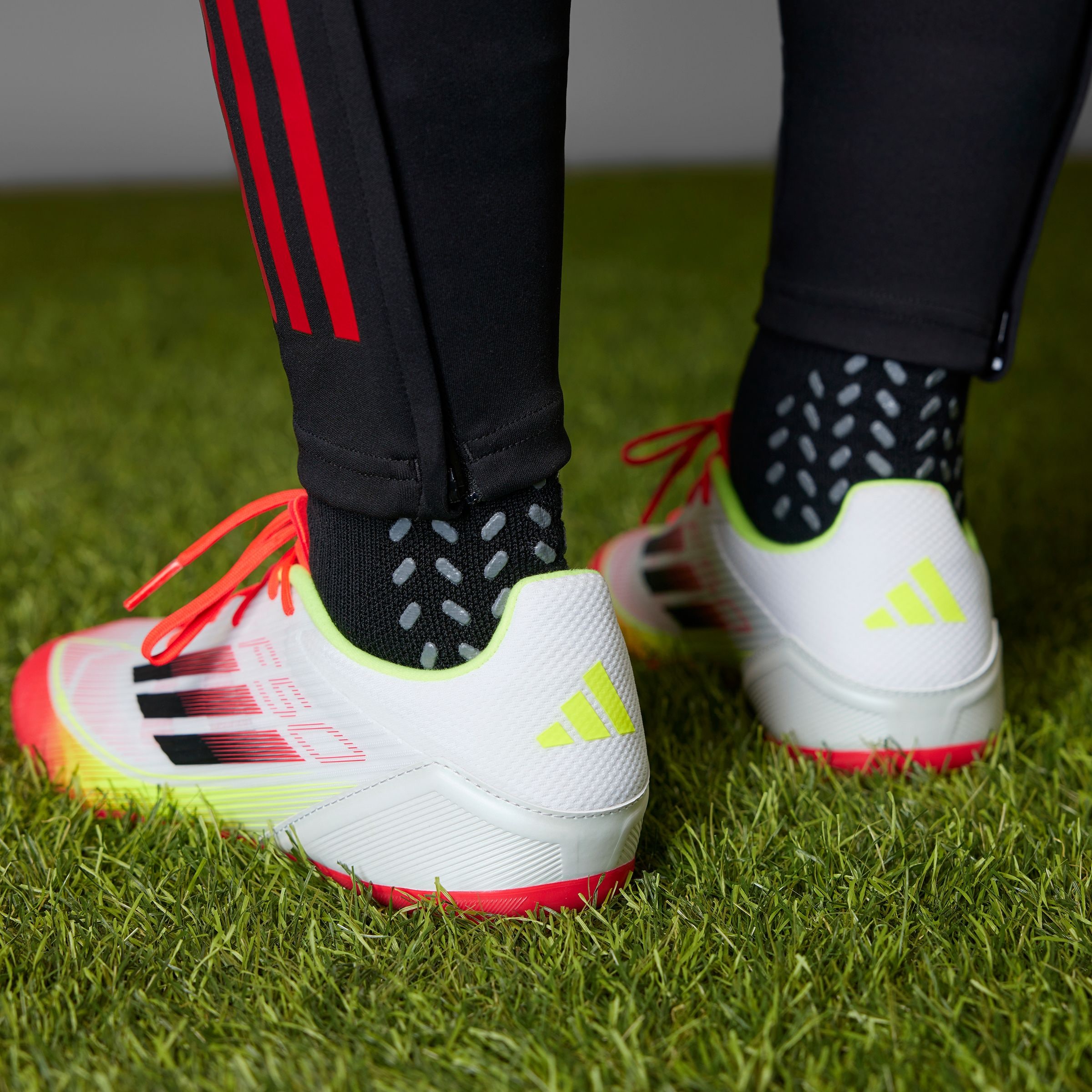 adidas Performance Fußballschuh »F50 LEAGUE FG/MG«