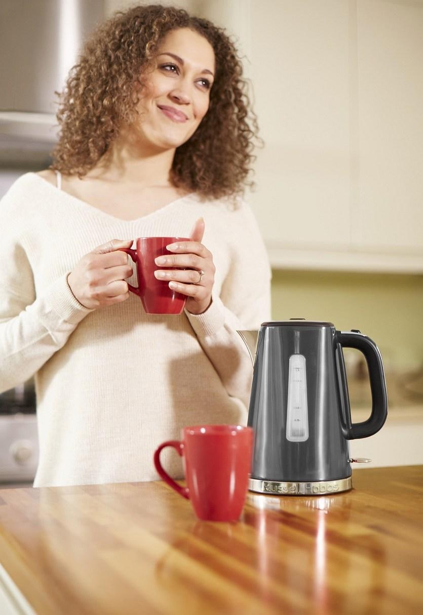 RUSSELL HOBBS Wasserkocher »23211-70 WK Luna Moonlight Grey«, 1,7 l, 2400 W
