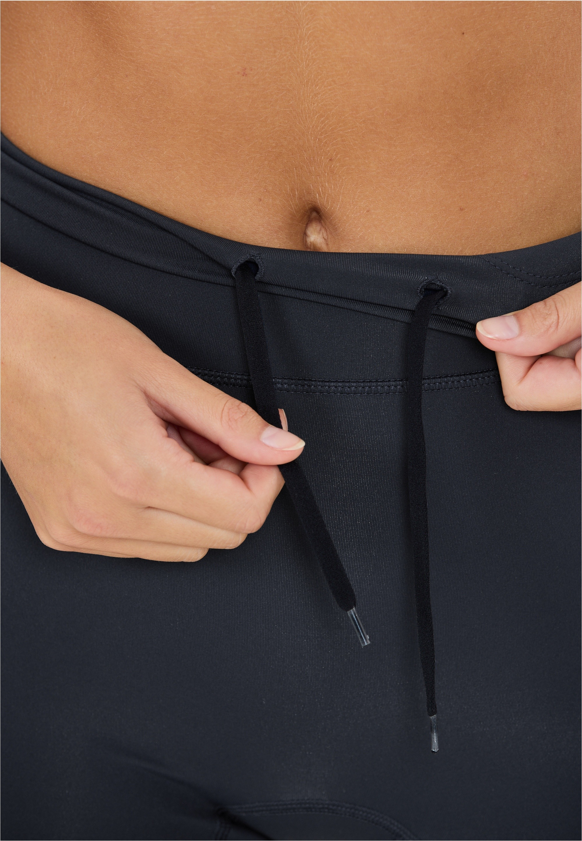 ATHLECIA Trainingstights »Aliya V2«  mit Quick Dry-Funktion