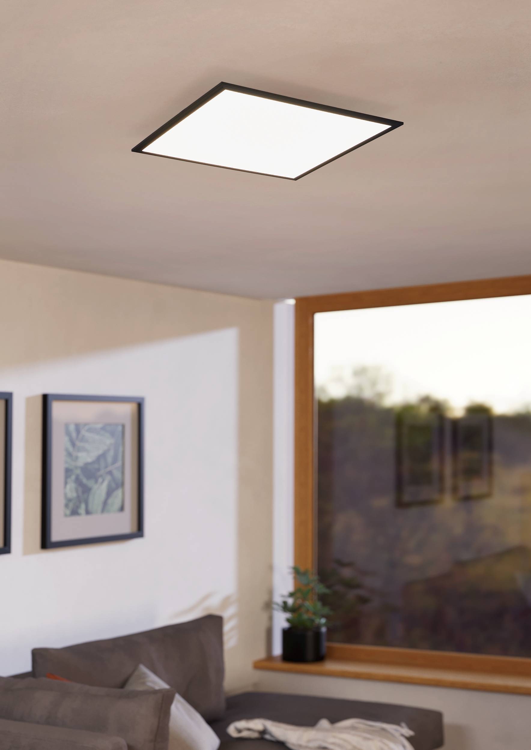 EGLO Deckenleuchte »Salobrena 1 Deckenlampe, Aufbauleuchte, Kunststoff und Metall, Lampe« LED-Modul 1 Stk. Neutralweiß Wand-/Deckenleuchte - L59,5 x B59,5 x H5 cm - schwarz - 33W inkl.