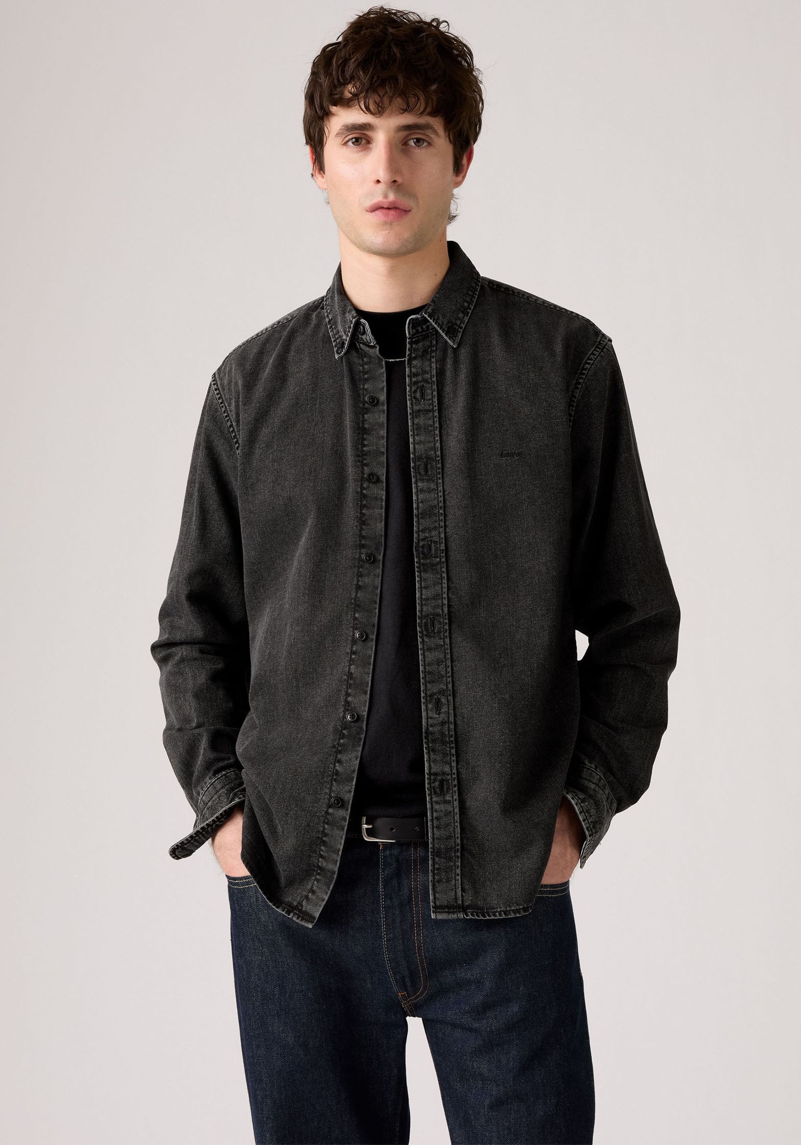 Levis Langarmhemd "AUTHENTIC BUTTON DOWN", mit Ton-in-Ton Logostickerei auf günstig online kaufen