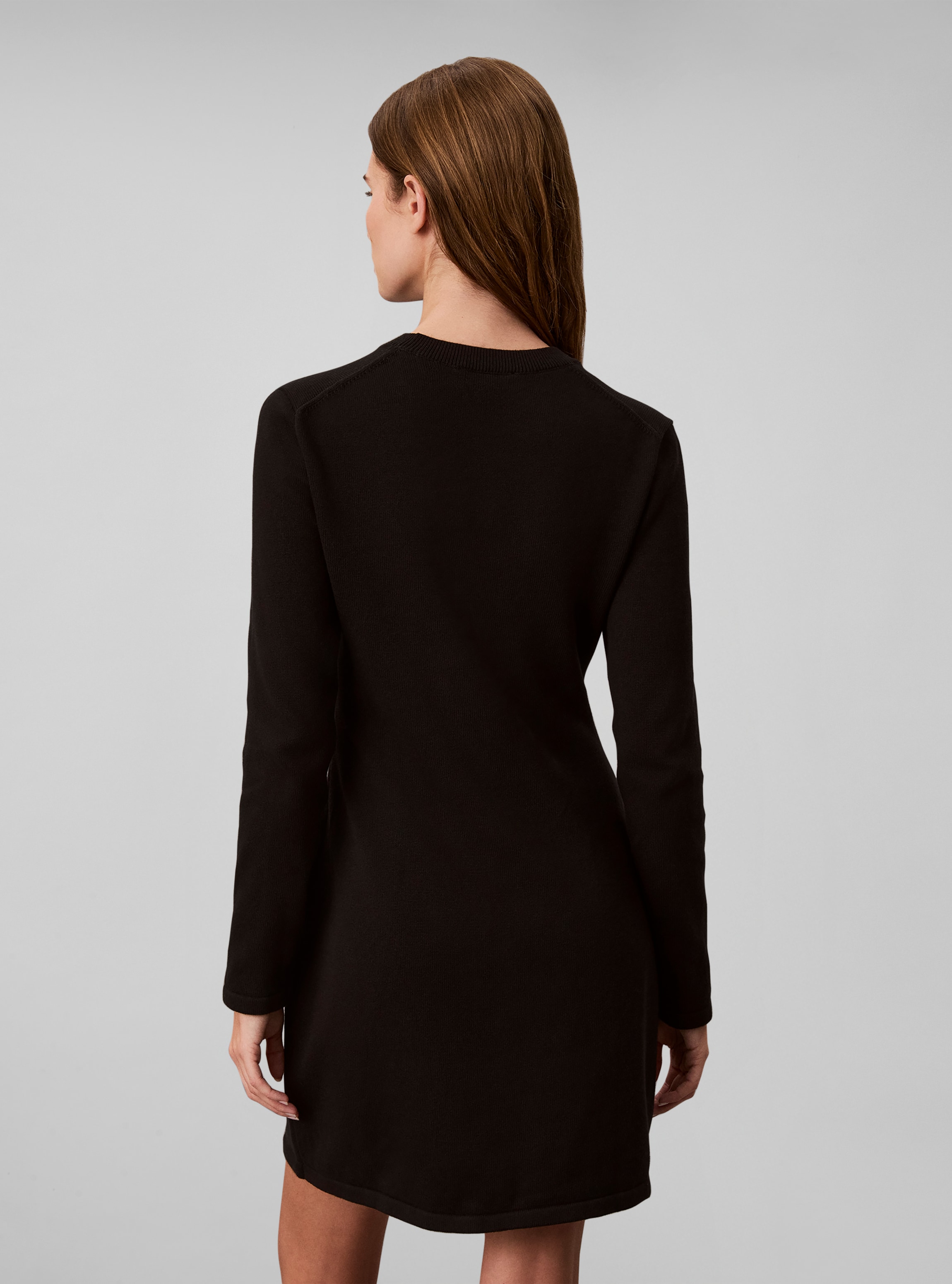 Calvin Klein Jeans Minikleid »LOGO MINIDRESS« Ohne Tasche Regular fit, Logoschriftzug