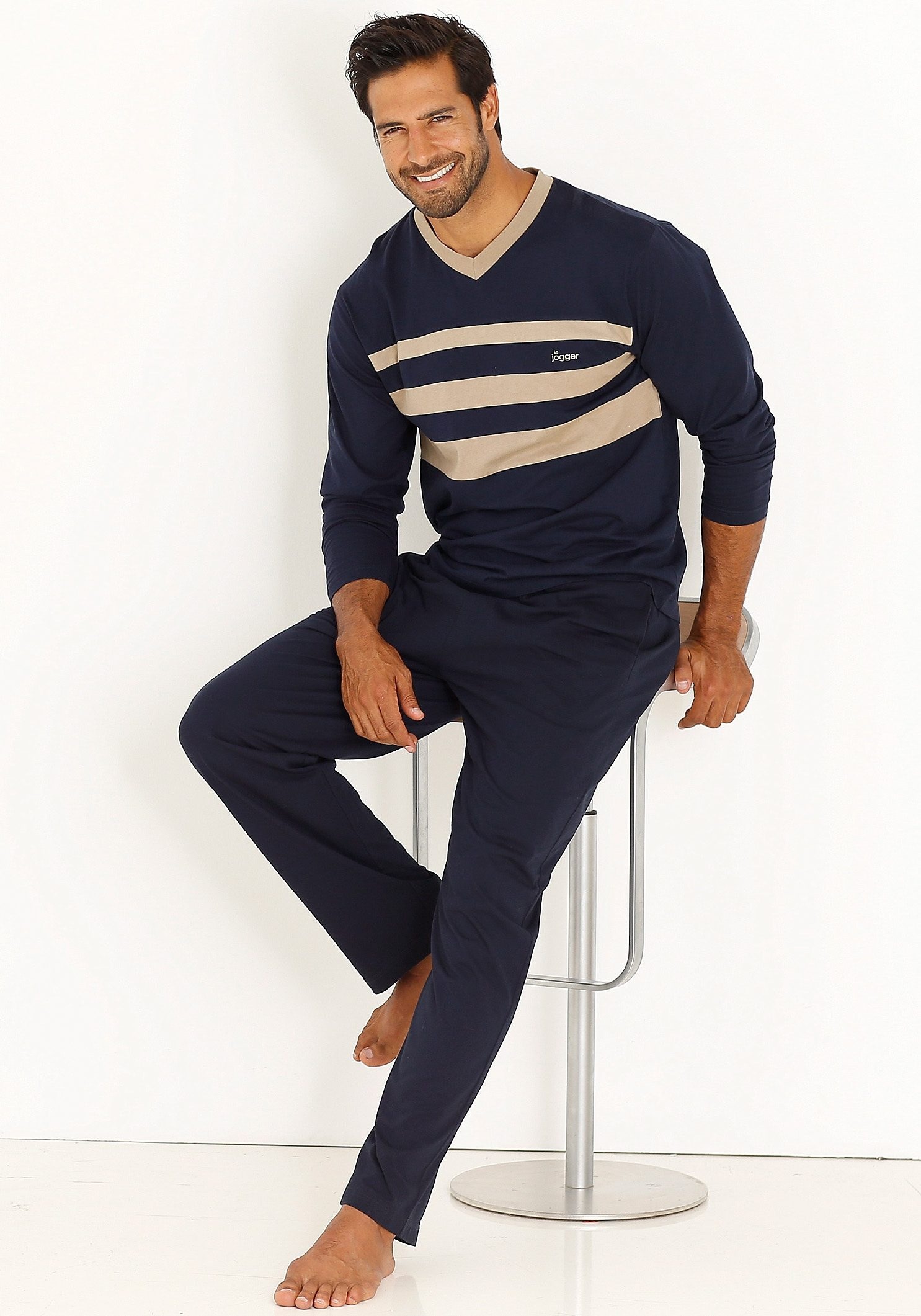le jogger Pyjama, (Packung, 4 tlg., 2 Stück), Schlafanzug mit kontrastfarbi günstig online kaufen