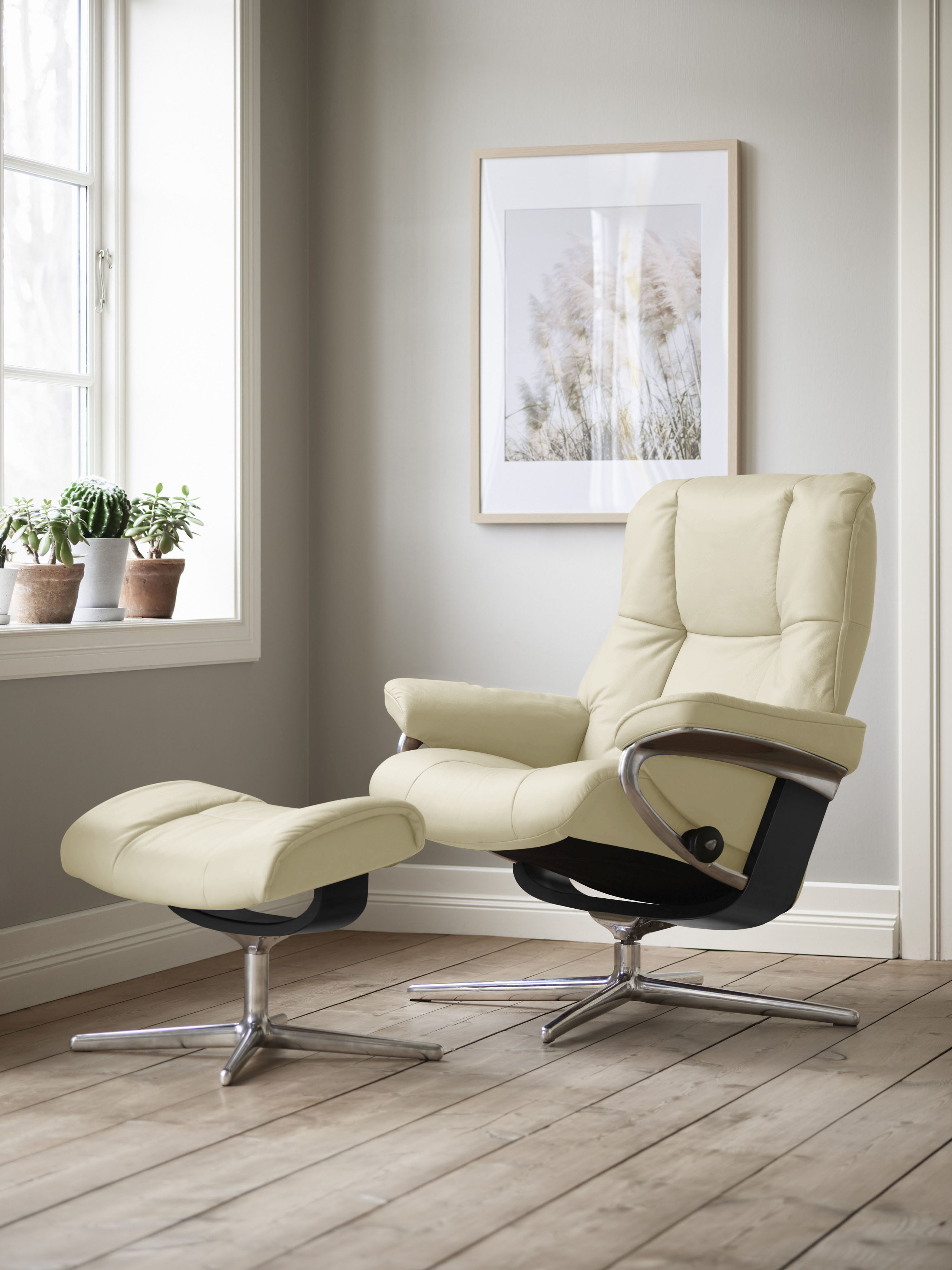 Stressless Relaxsessel "Mayfair" mit Cross Base, Größe S, M & L, Holzakzent Schwarz