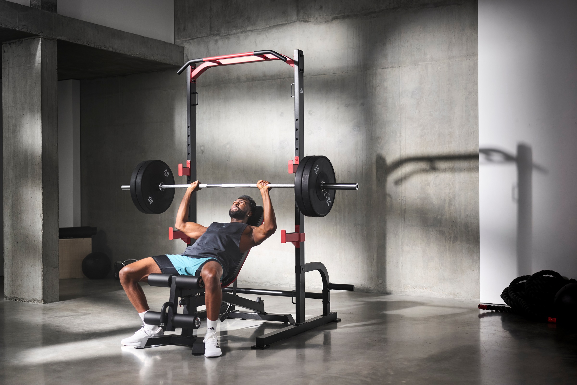 adidas Performance Power Rack »adidas Power Rack« Stabiles Power Rack mit Klimmzugstange, Band-Ankern und Scheibenablage