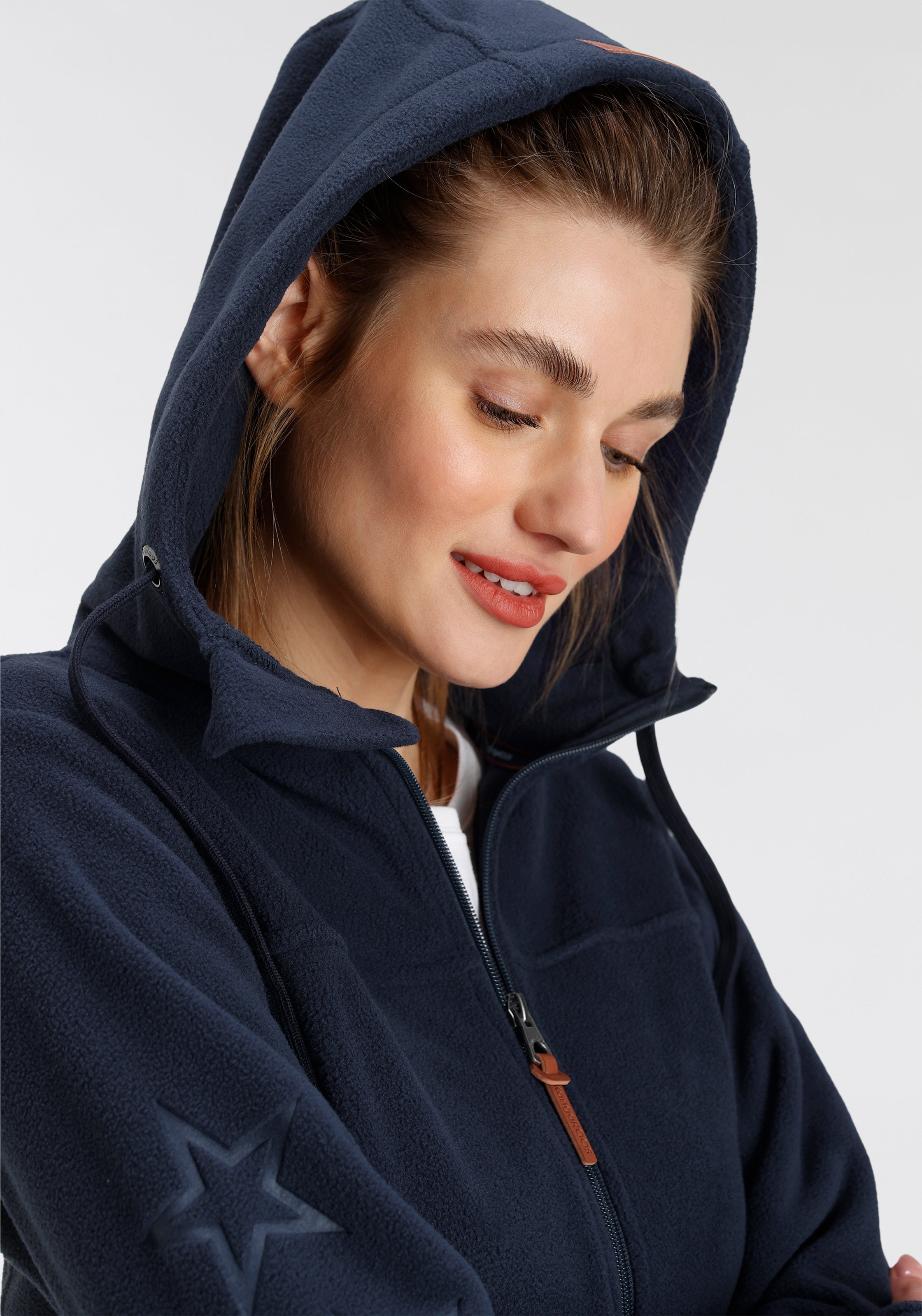 Thumbnail - KangaROOS Fleecejacke mit Kapuze figurbetonter Schnitt, mit Kapuze, mit 2-Wege-Reißverschluss