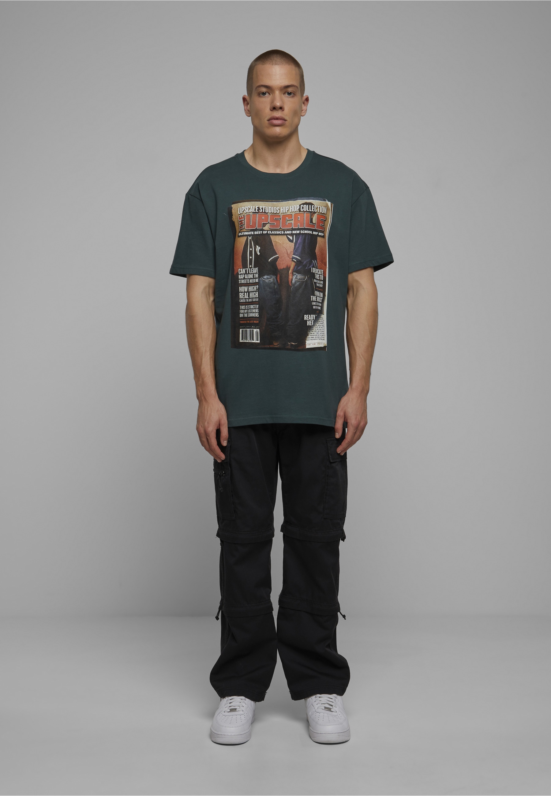 Upscale by Mister Tee T-Shirt »Upscale by Mister Tee Männer Upscale Magazine Oversize Tee« 1 Stk.