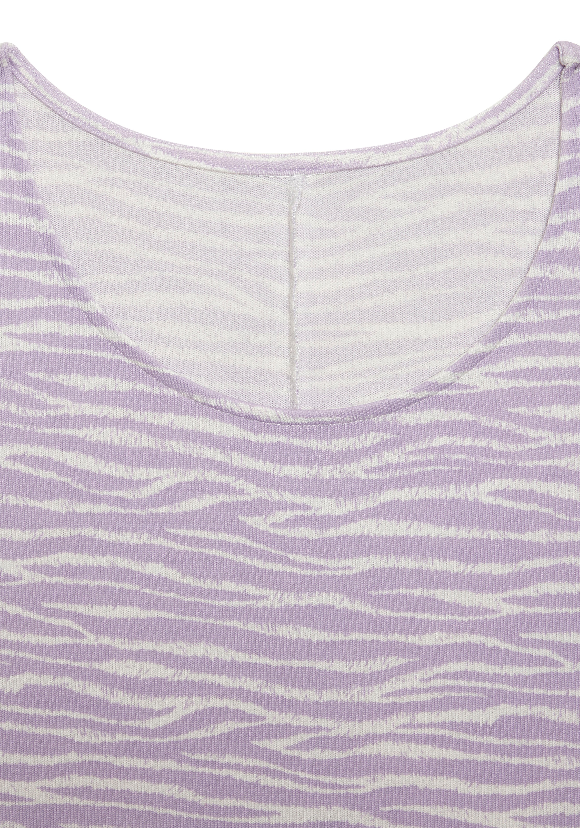 LASCANA 3/4-Arm-Shirt »mit modischem Zebra-Muster«, aus weichem Viskose-Strick
