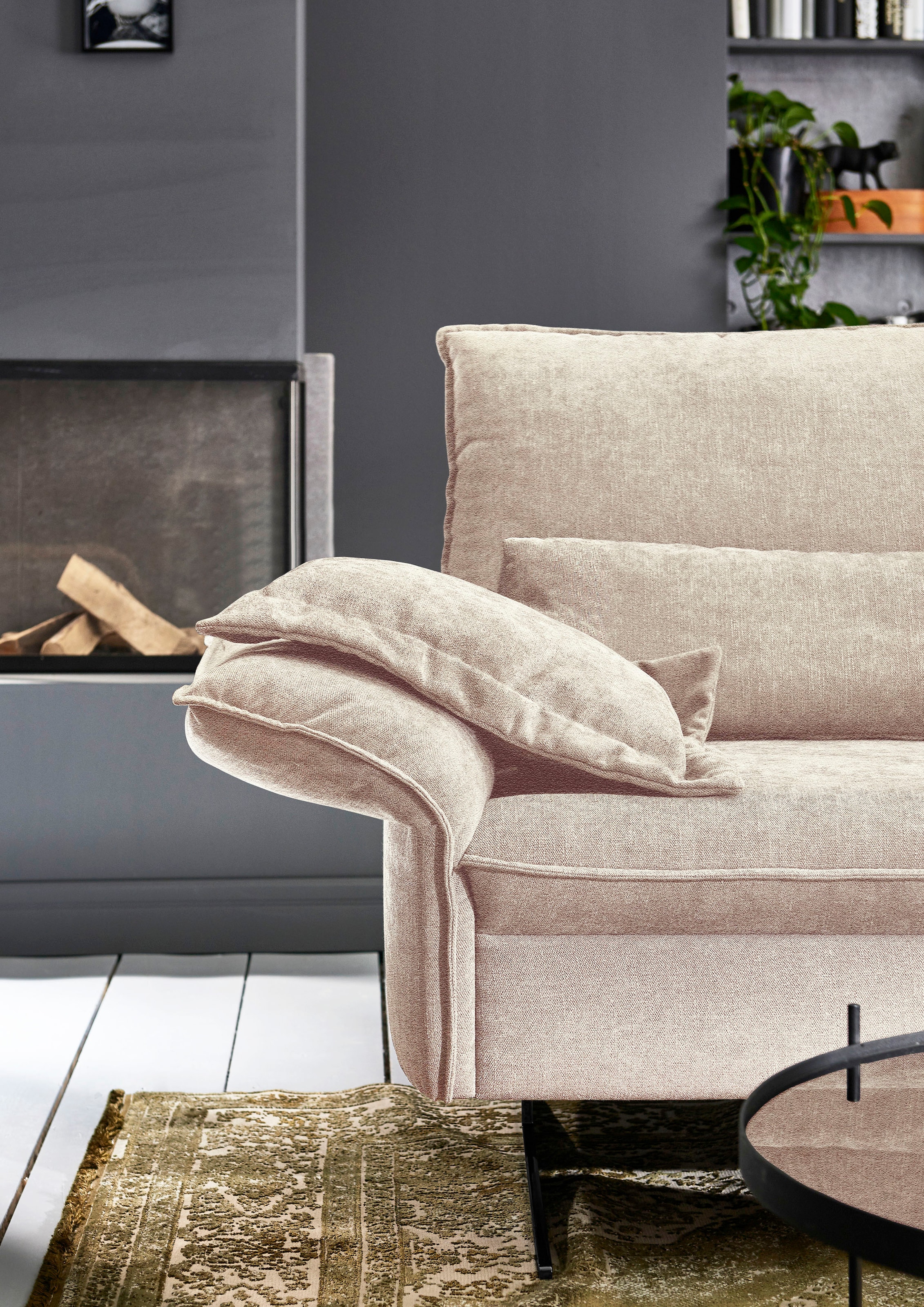 3C Carina Ecksofa, (1 St.), incl. 2 Kopfstützen, mit klappbarer Armlehne, weiches Sitzgefühl, wahlweise auch mit motorischer Rückentiefenverstellung und optional mit 3 Nierenkissen