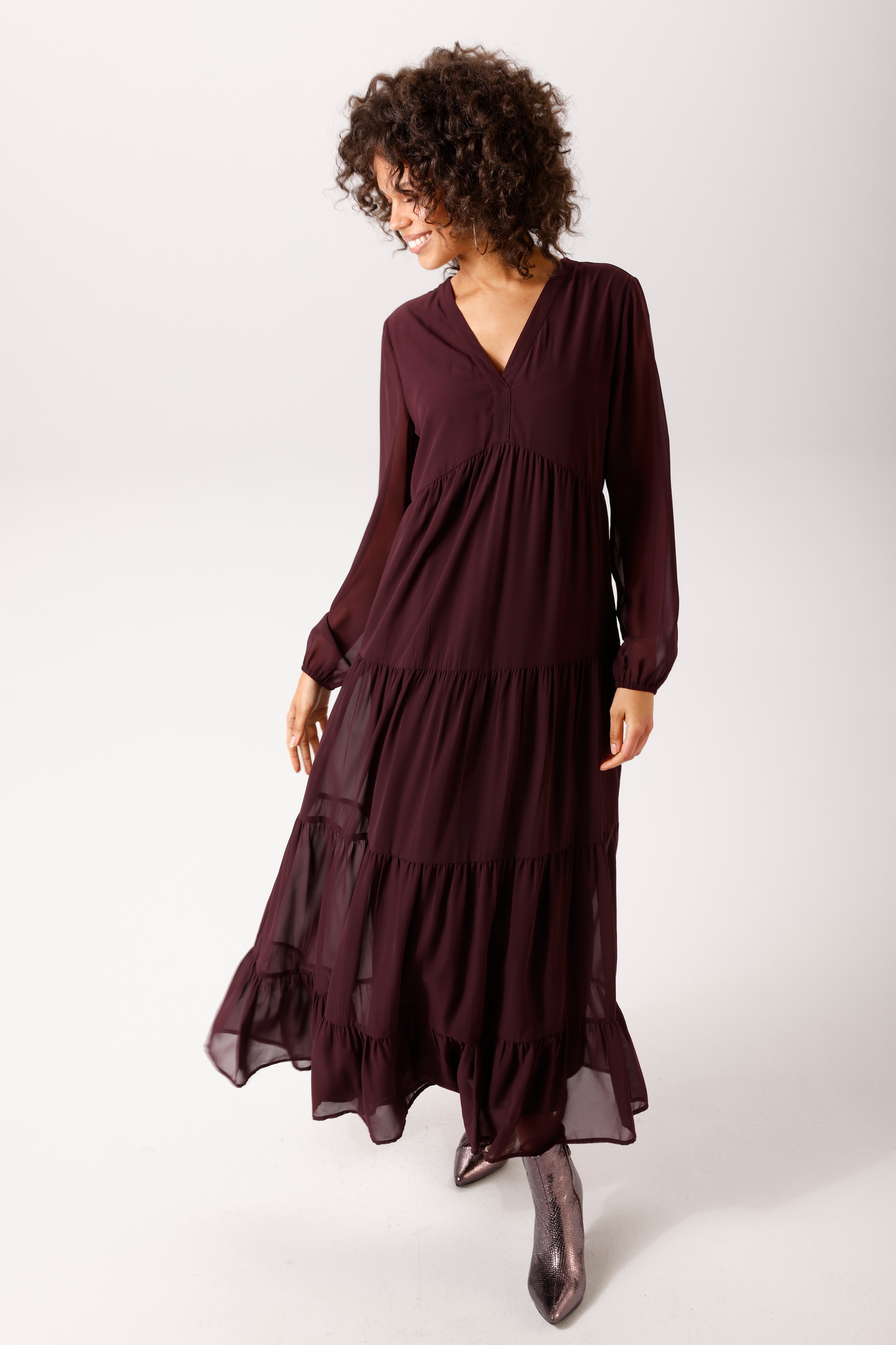 Aniston CASUAL Maxikleid in trendiger Farbpalette - NEUE KOLLEKTION
