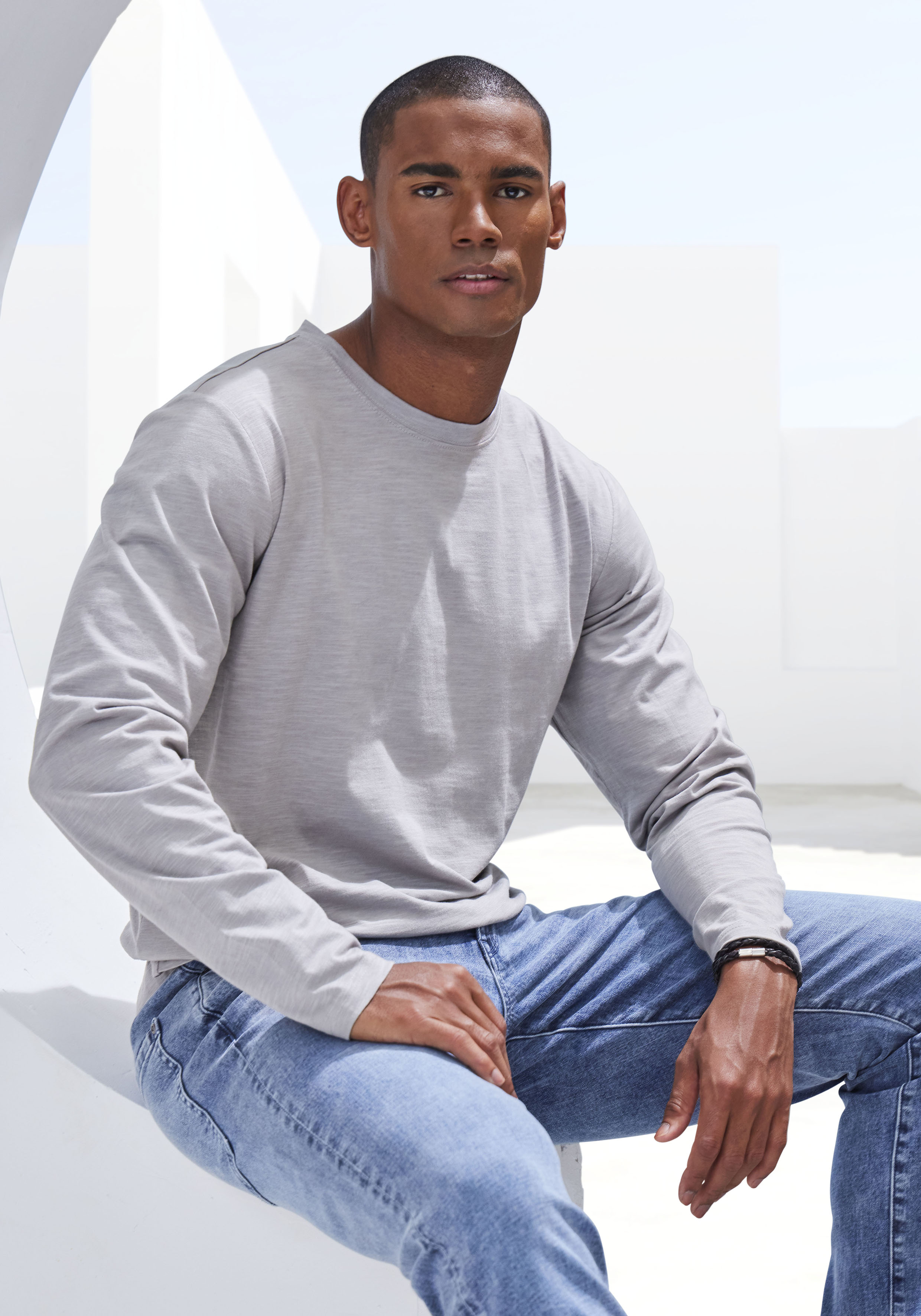 Thumbnail - John Devin Langarmshirt, (2er-Pack), Longsleeve in hochwertiger slub-yarn Qualität