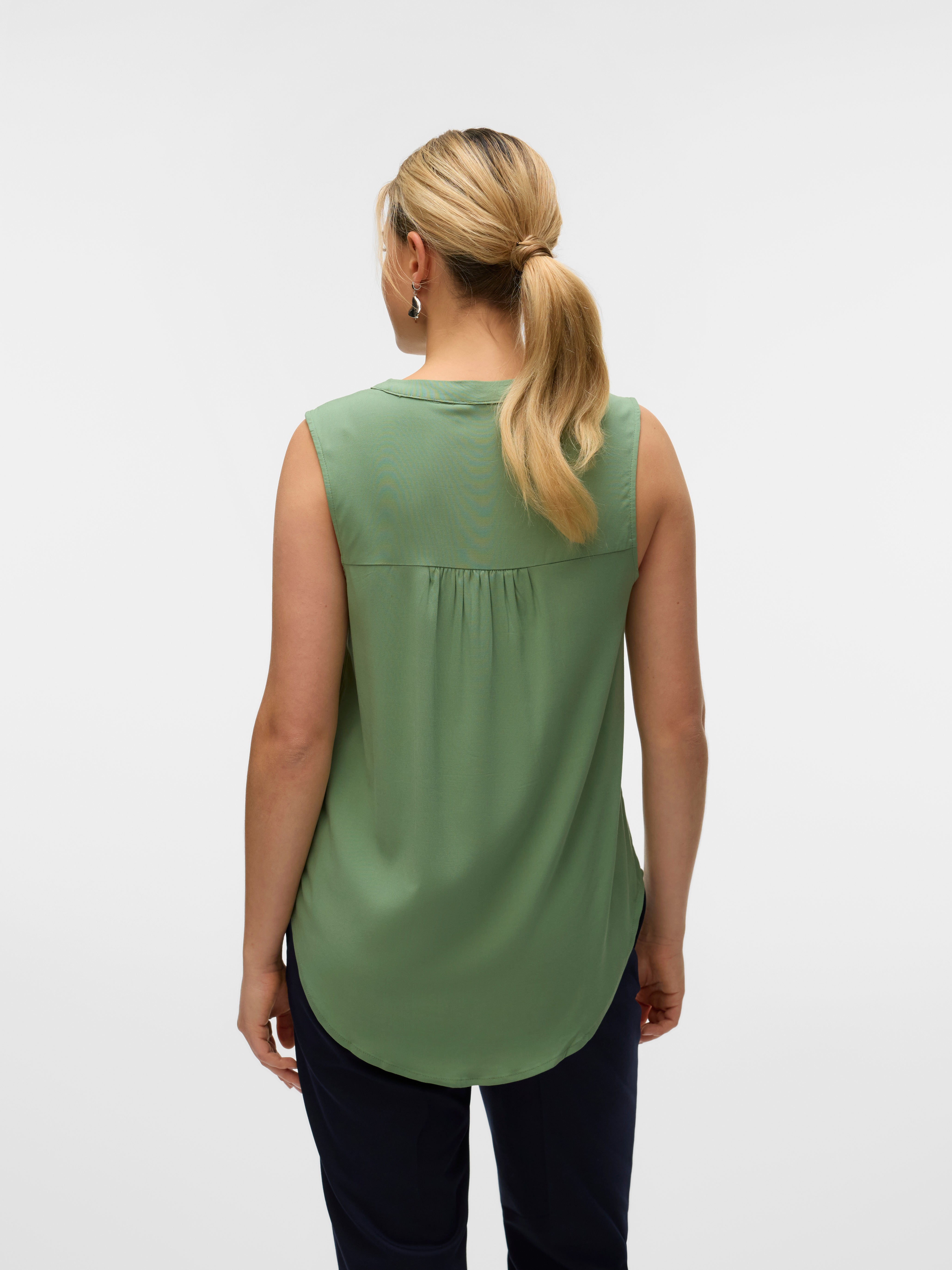Thumbnail - Vero Moda Blusentop "VMBELLA SL V-NECK TOP WVN GA NOOS"