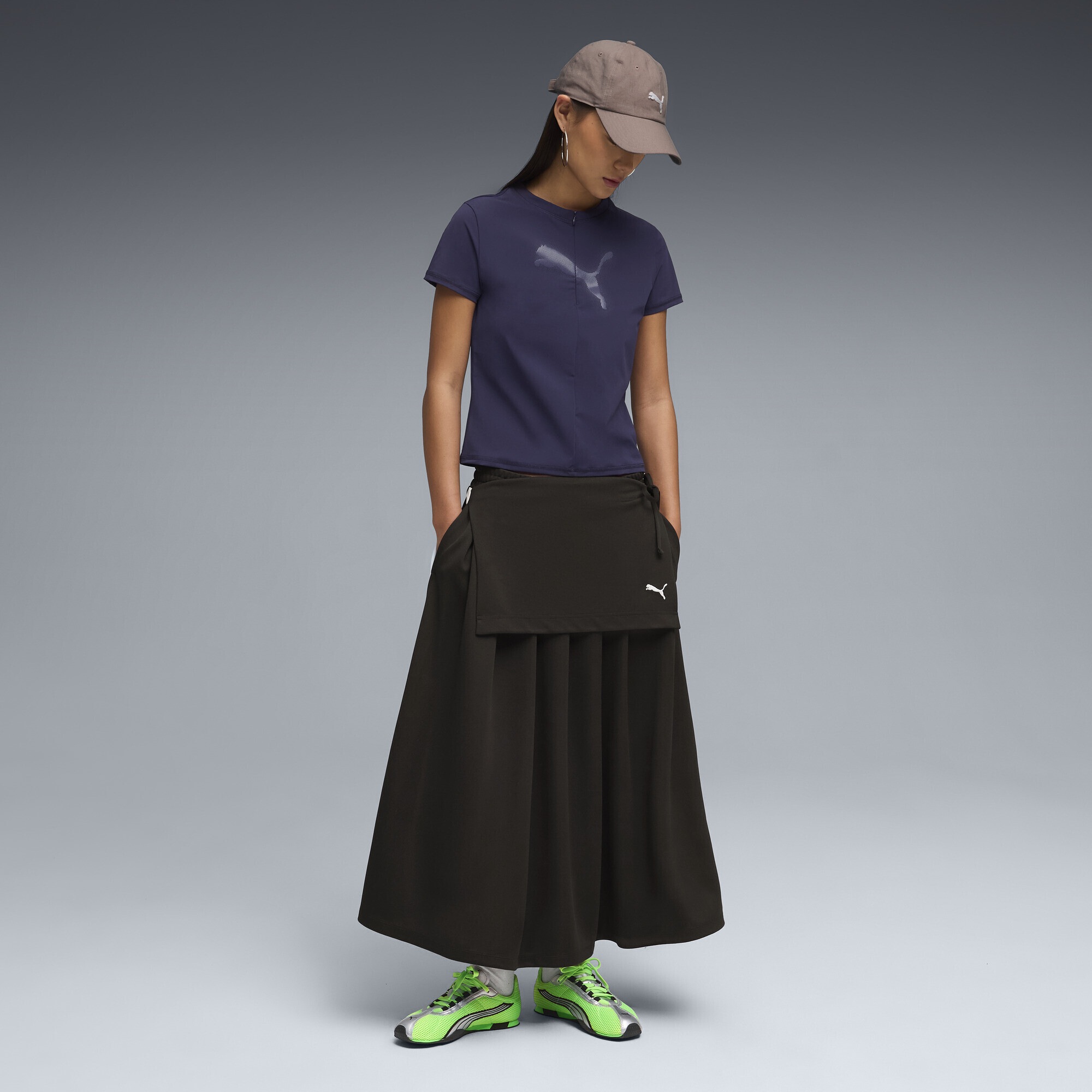 PUMA T-Shirt »Dare To Half Zip Graphic T-Shirt Damen«